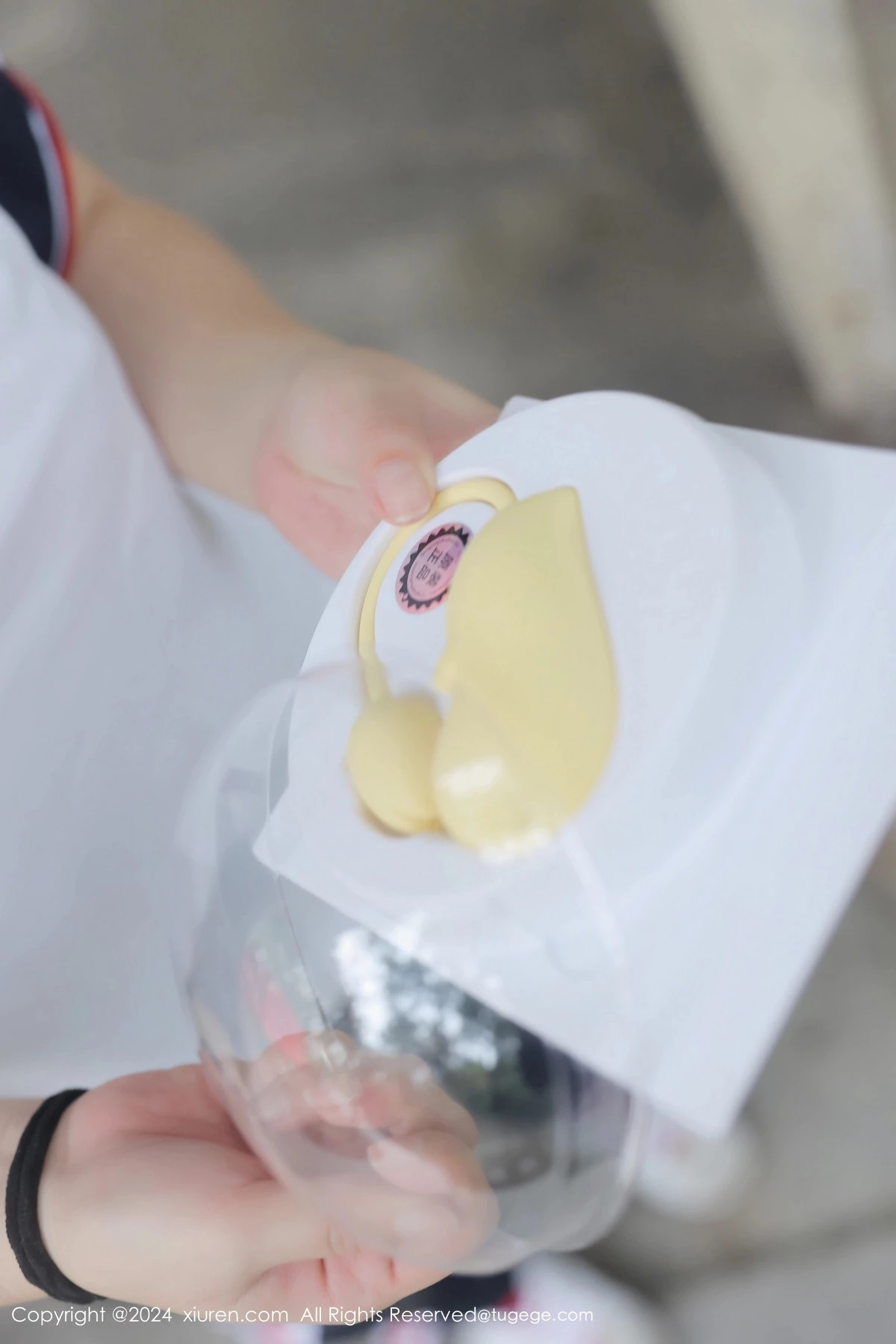 [[XiuRen秀人网]秀人网]No.8335_模特小薯条nienie户外性感学生运动装露超薄肉丝撩人诱惑写真88P