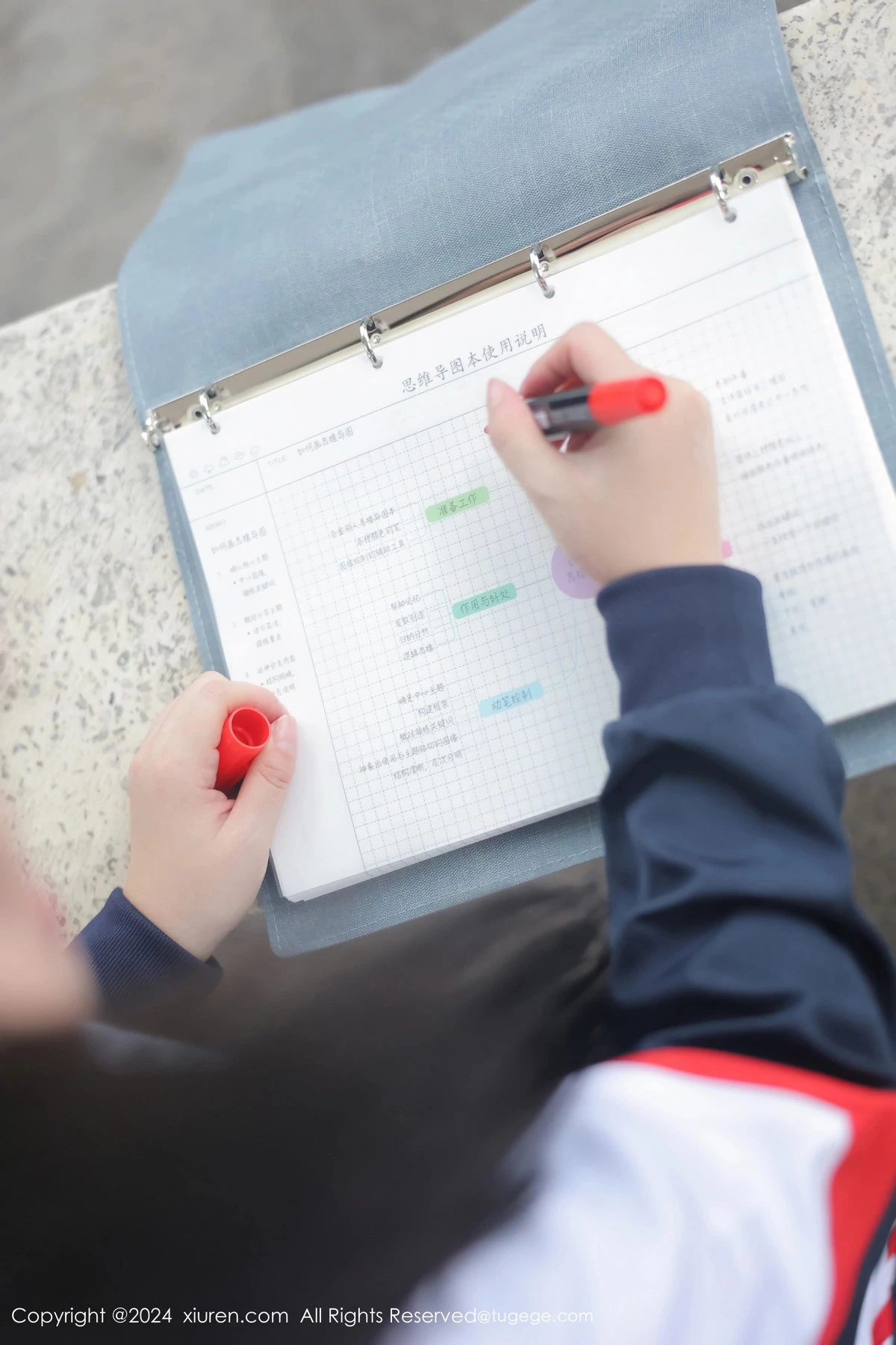 [[XiuRen秀人网]秀人网]No.8335_模特小薯条nienie户外性感学生运动装露超薄肉丝撩人诱惑写真88P