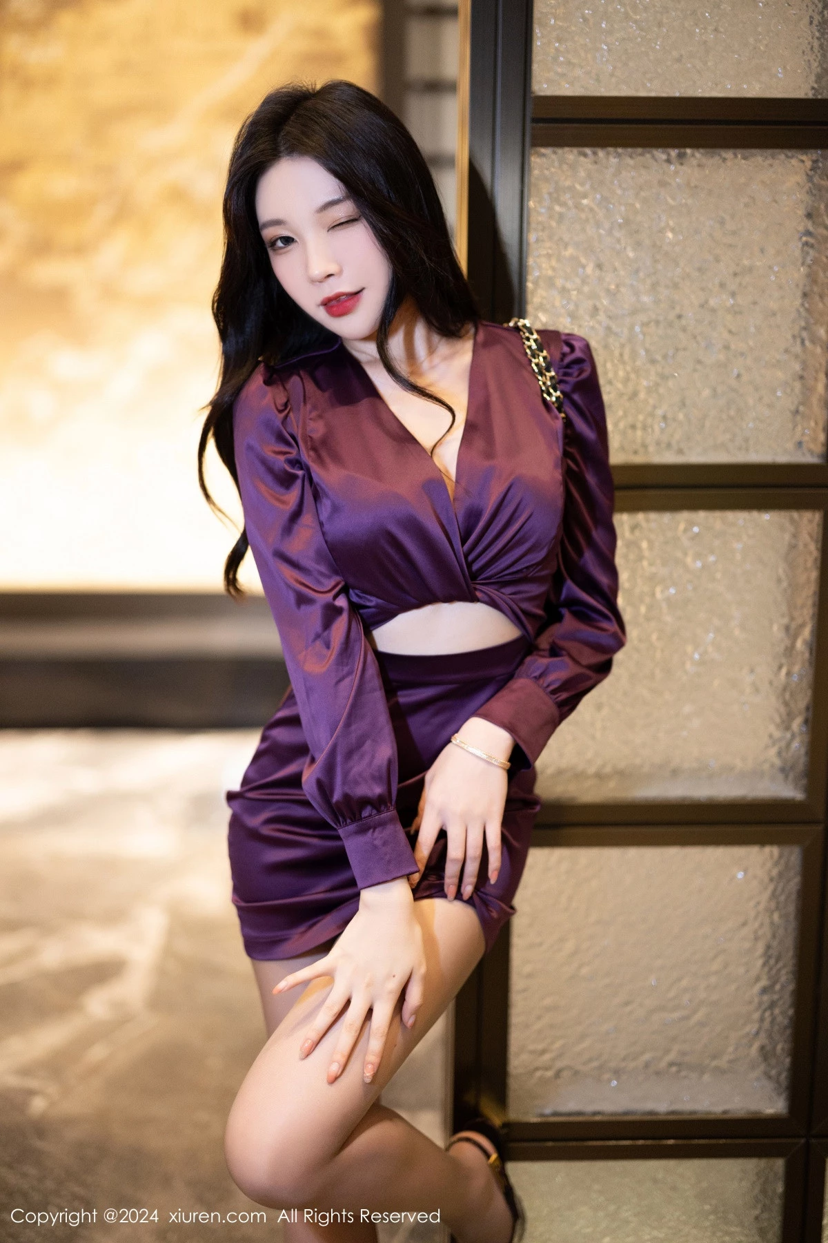 [[XiuRen秀人网]秀人网]No.8342_女神徐莉芝Booty紫色连衣短裙+缕空连体黑丝秀曼妙身姿诱惑写真91P