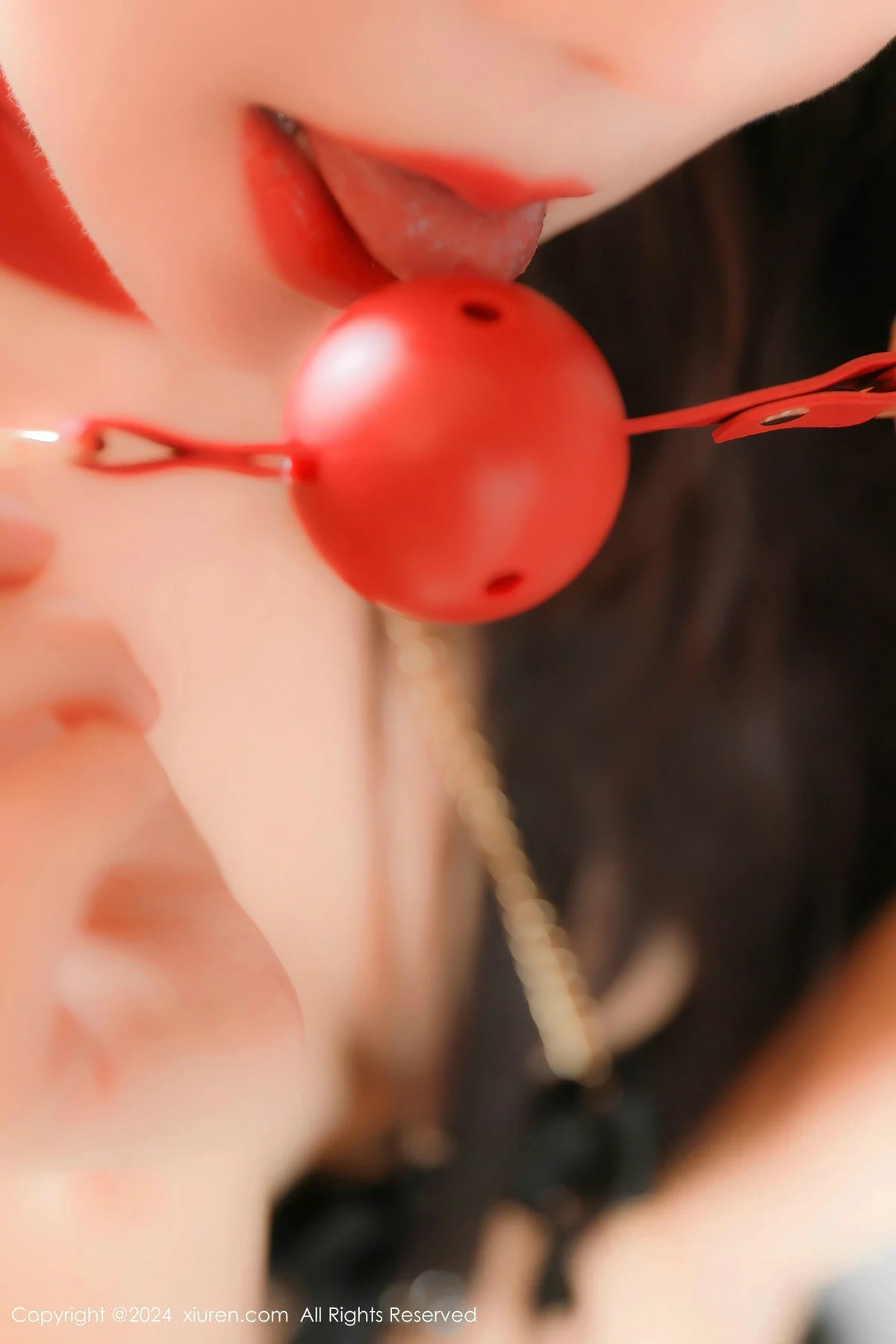 [[XiuRen秀人网]秀人网]No.8351_模特桃妖夭性感黑色女仆服饰配超薄无内黑丝秀娇美身段诱惑写真89P