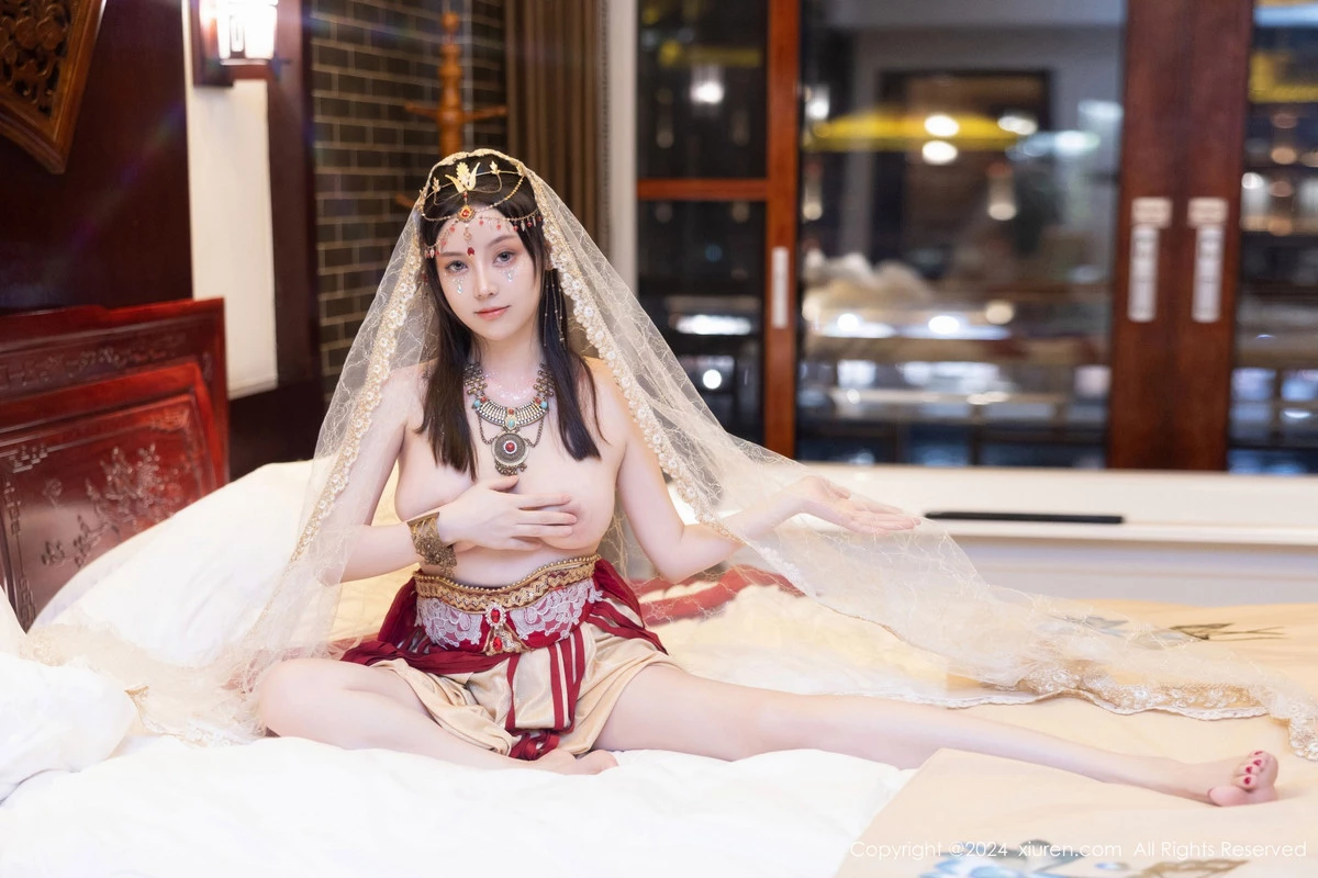 [[XiuRen秀人网]秀人网]No.8349_模特豆瓣酱性感红色薄纱西域服饰半脱秀丰腴身材撩人诱惑写真82P