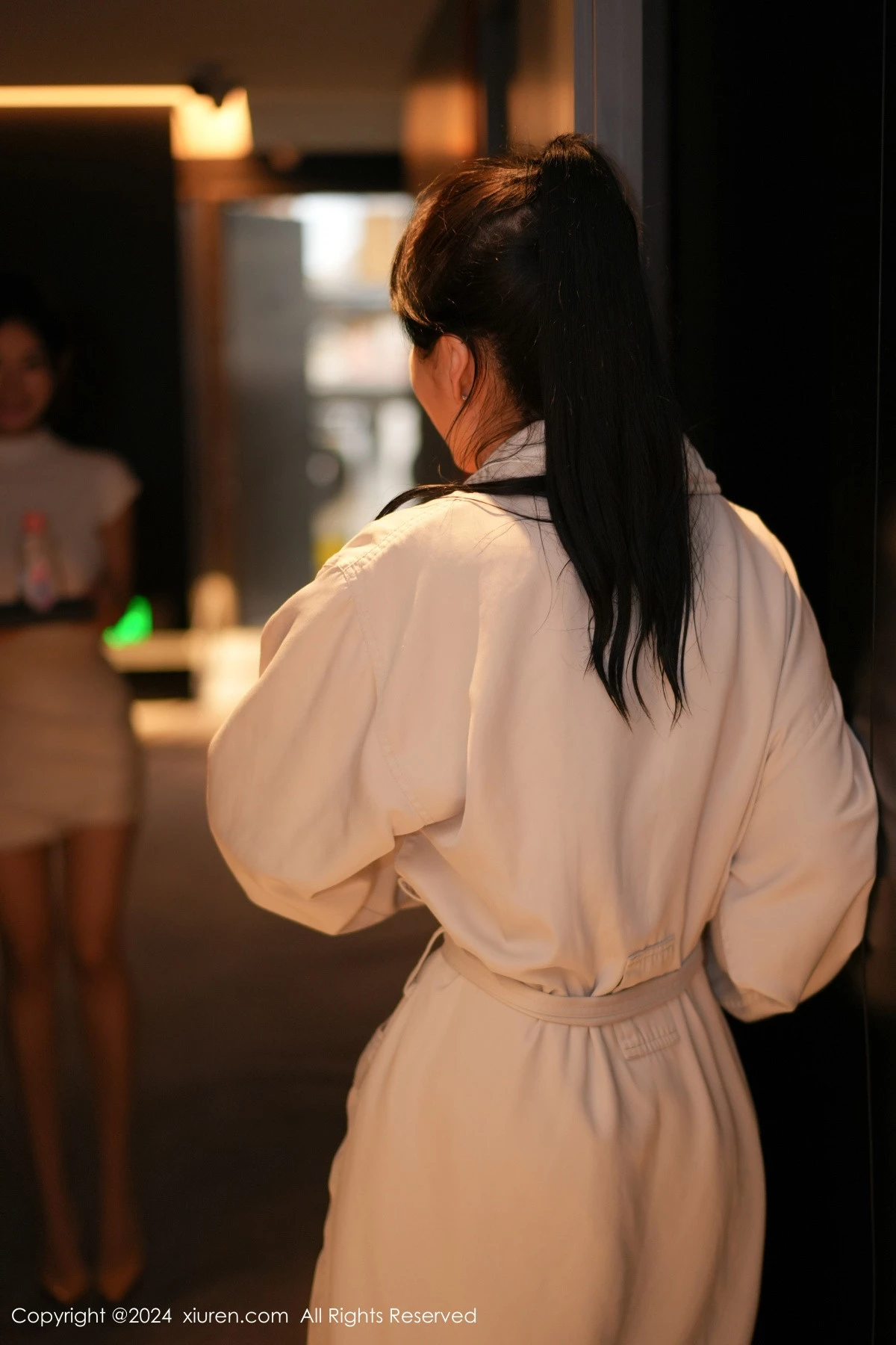 [[XiuRen秀人网]秀人网]No.8350_模特合集女神林幼一＆谭小灵剧情演绎性感白色浴袍迷人诱惑写真113P