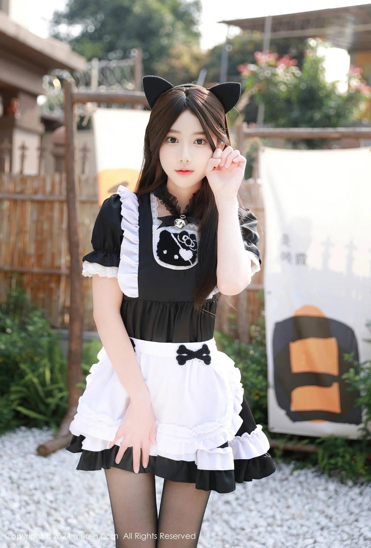 [[XiuRen秀人网]秀人网]No.8351_模特桃妖夭性感黑色女仆服饰配超薄无内黑丝秀娇美身段诱惑写真89P