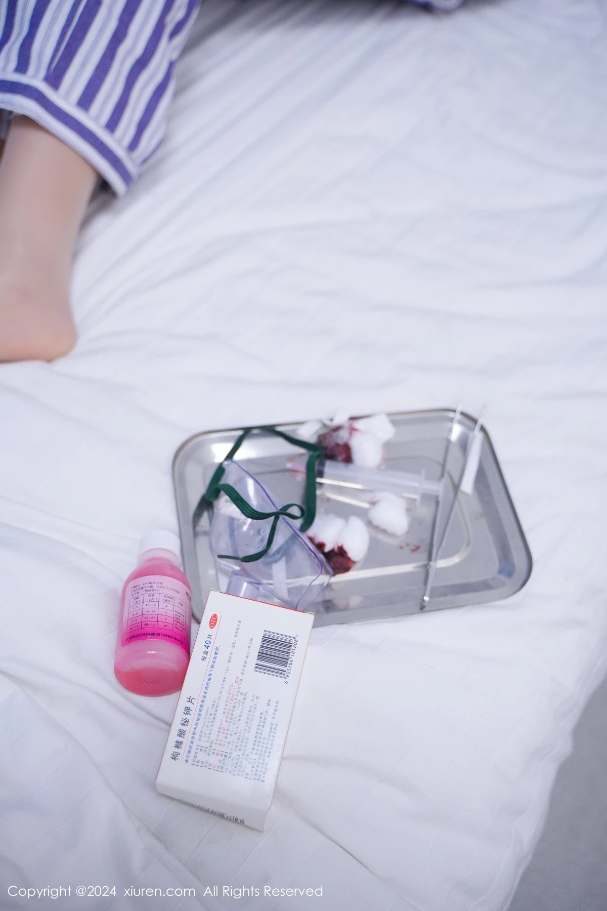 [[XiuRen秀人网]秀人网]No.8346_女神Carol周妍希X角色扮演患者服配开档肉丝秀丰满身材诱惑写真72P