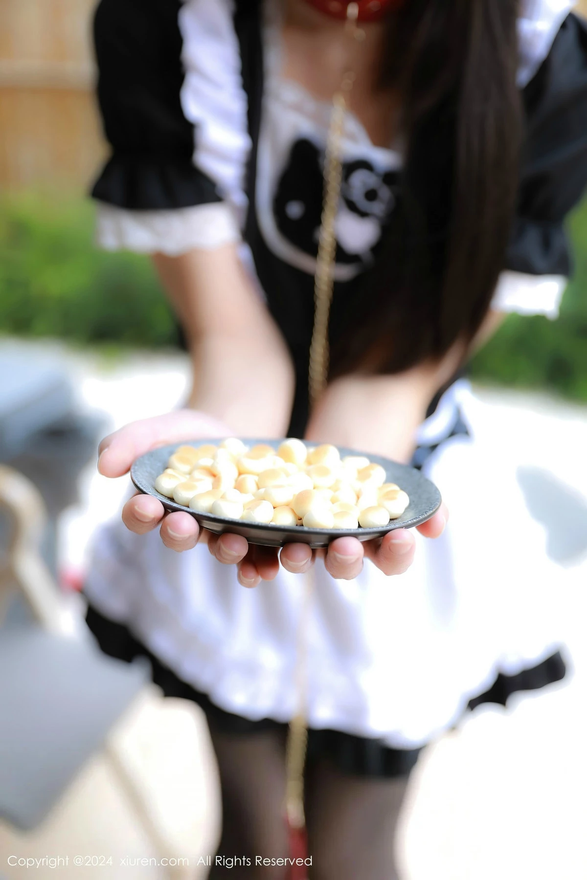 [[XiuRen秀人网]秀人网]No.8351_模特桃妖夭性感黑色女仆服饰配超薄无内黑丝秀娇美身段诱惑写真89P