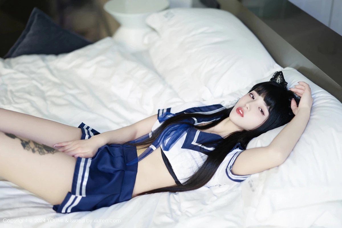 [YouMi尤蜜荟]Vol.1048_模特赵可欣baby性感超短JK制服配白色丝袜秀曼妙身姿完美写真51P