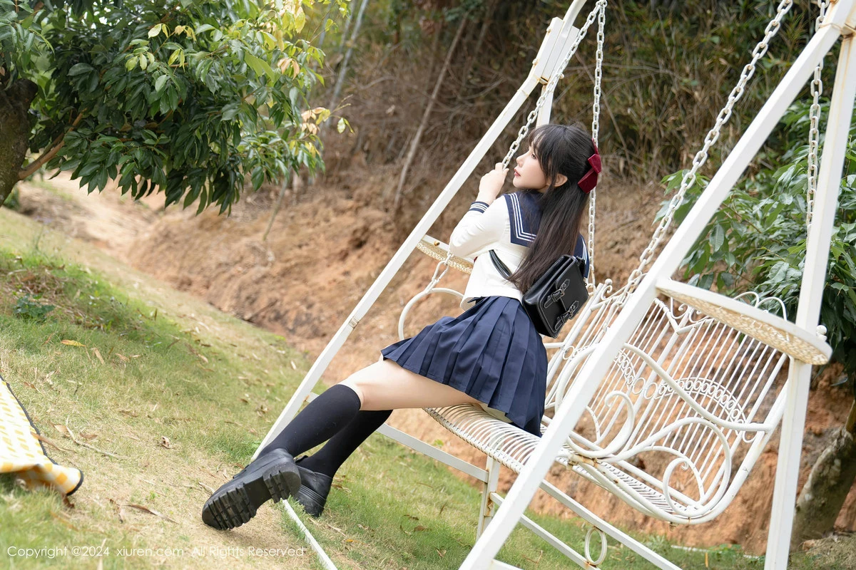 [[XiuRen秀人网]秀人网]No.8365_模特波巧酱长白山旅拍性感学妹制服配黑丝袜秀曼妙身姿诱惑写真85P