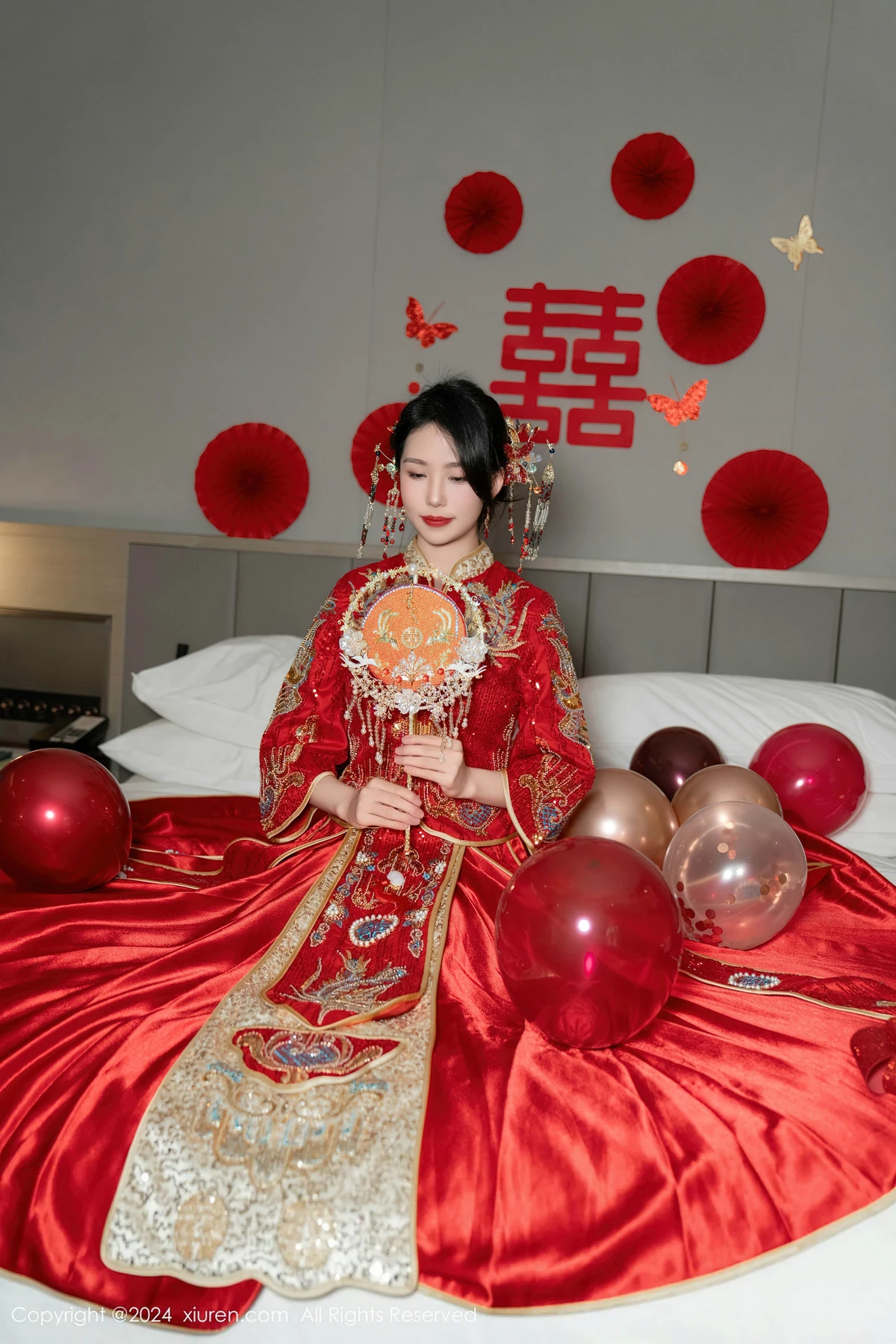 [[XiuRen秀人网]秀人网]No.8376_模特利世性感红色新娘妆露红色内衣配超薄闪亮肉丝完美诱惑写真95P