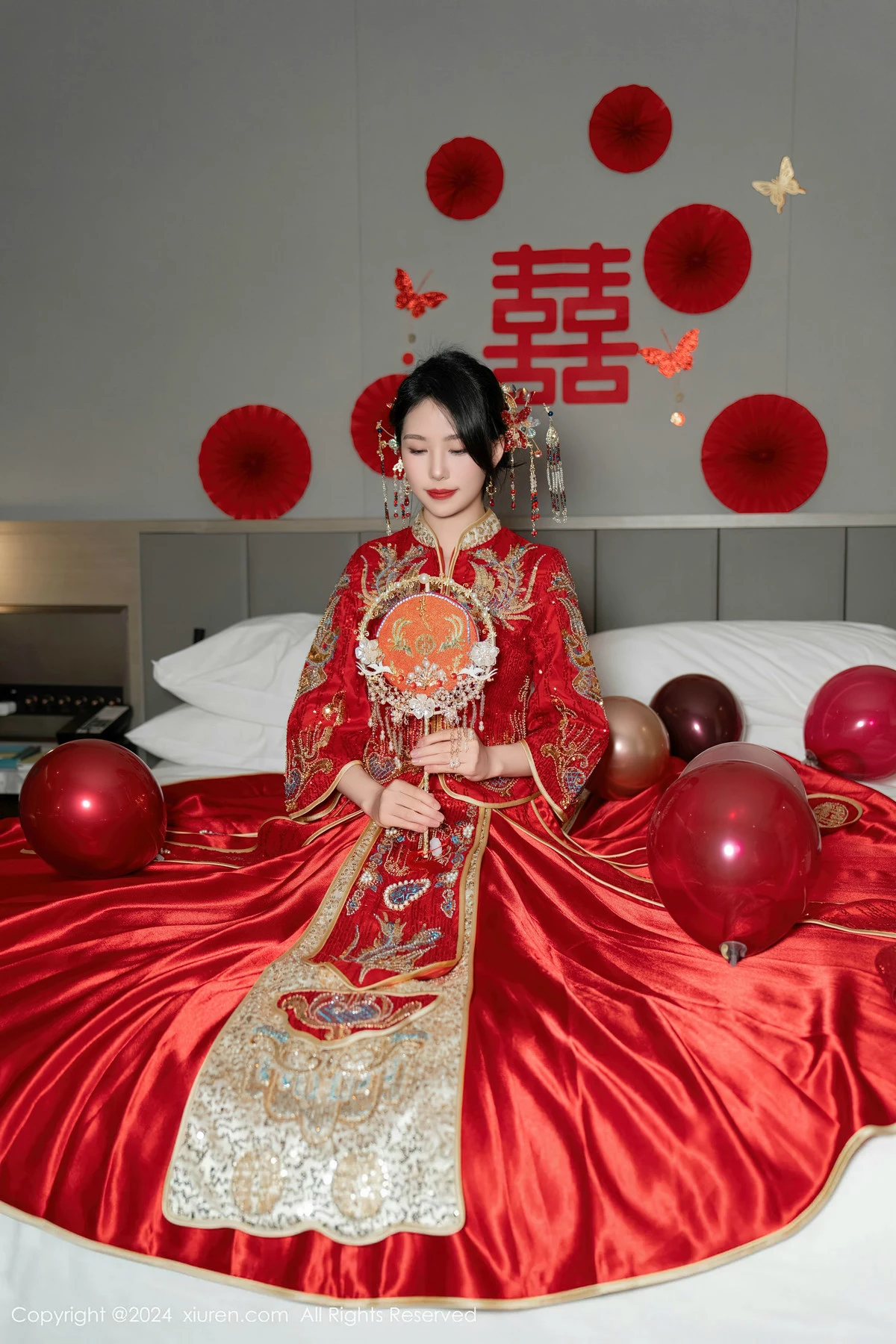 [[XiuRen秀人网]秀人网]No.8376_模特利世性感红色新娘妆露红色内衣配超薄闪亮肉丝完美诱惑写真95P