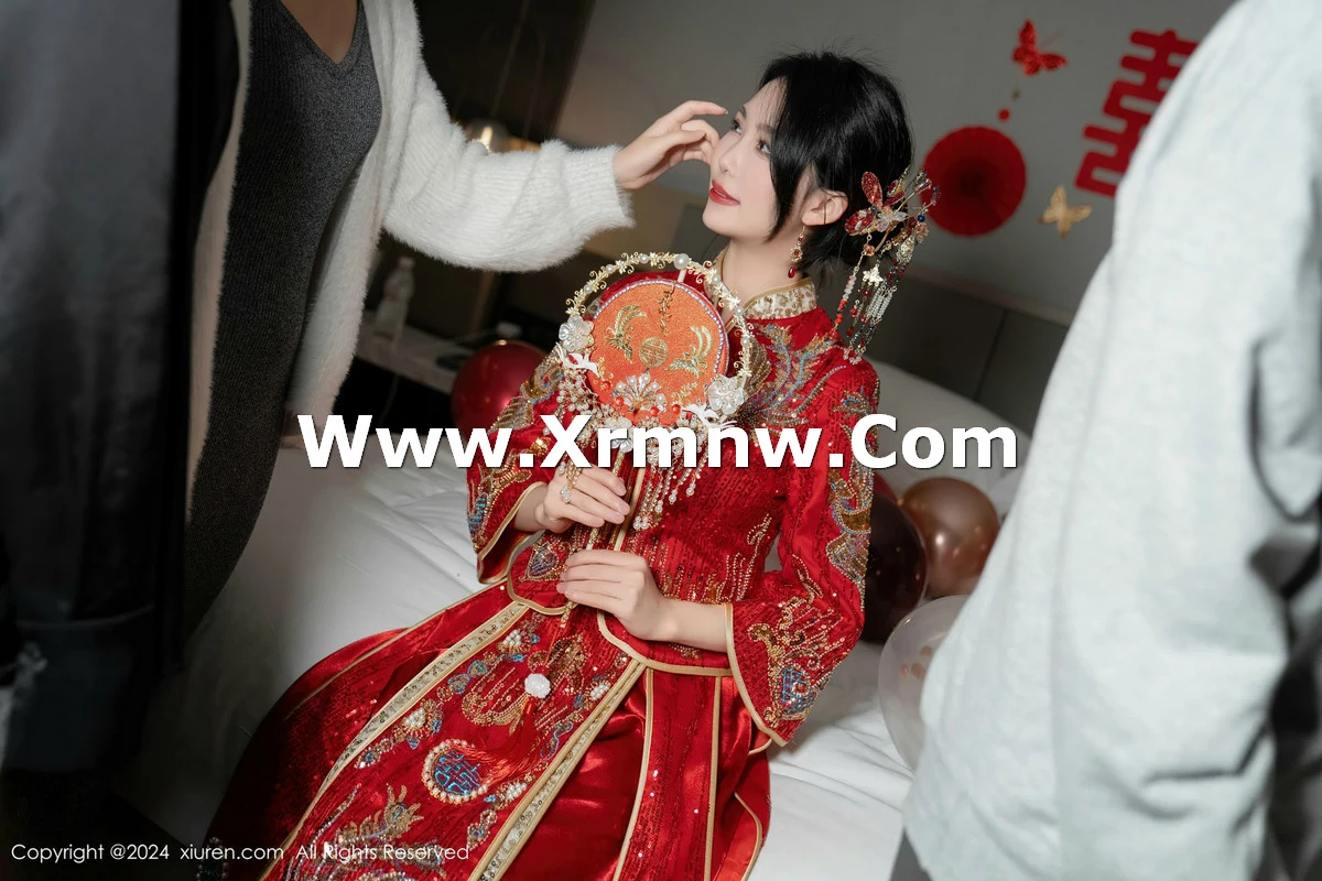 [[XiuRen秀人网]秀人网]No.8376_模特利世性感红色新娘妆露红色内衣配超薄闪亮肉丝完美诱惑写真95P