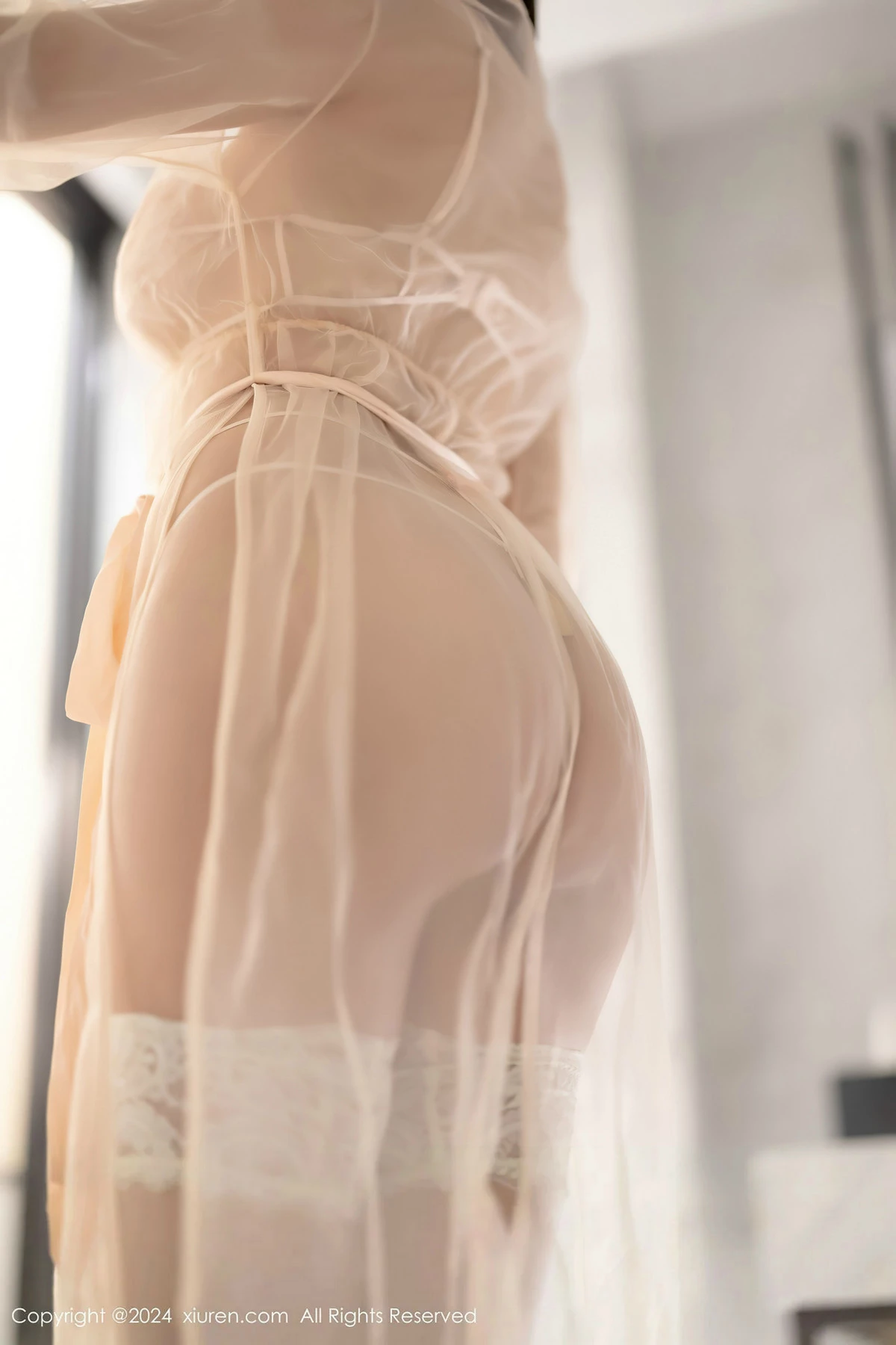 [[XiuRen秀人网]秀人网]No.8378_女神王馨瑶yanni红色连衣裙+杏色轻透连衣裙秀完美身材诱惑写真80P