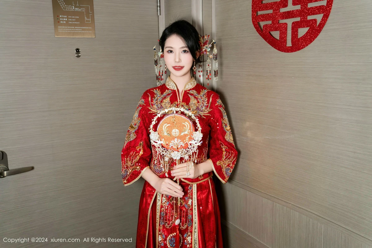 [[XiuRen秀人网]秀人网]No.8376_模特利世性感红色新娘妆露红色内衣配超薄闪亮肉丝完美诱惑写真95P