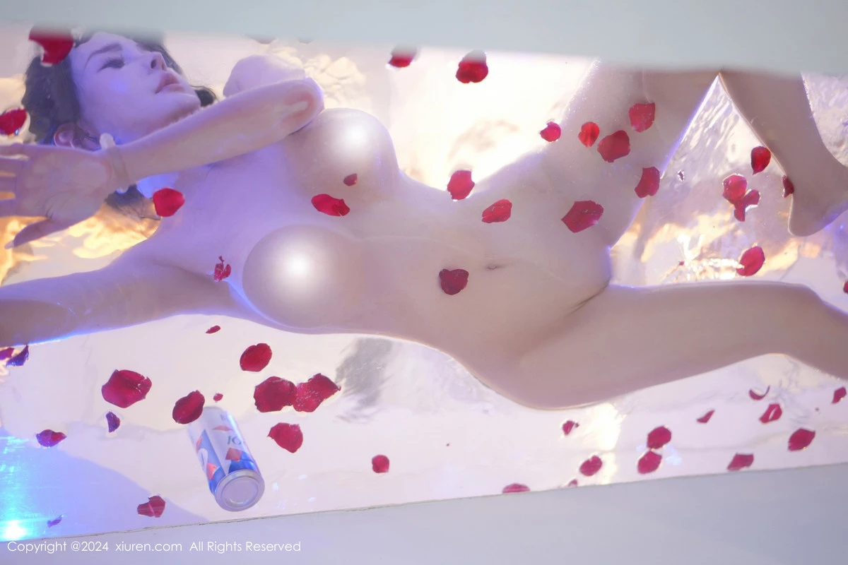 [[XiuRen秀人网]秀人网]No.8395_模特林幼一性感粉色连衣短裙露丁字裤秀翘臀美腿惹火诱惑写真120P