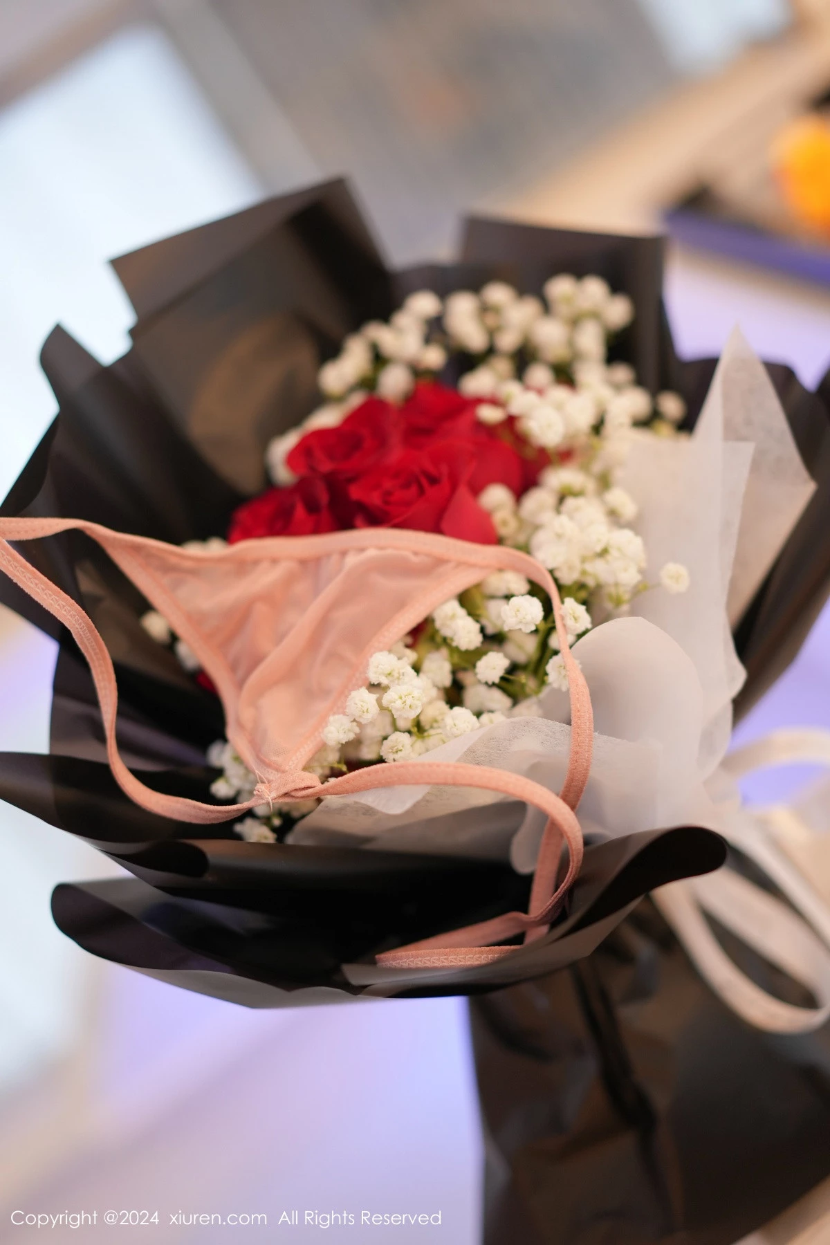 [[XiuRen秀人网]秀人网]No.8395_模特林幼一性感粉色连衣短裙露丁字裤秀翘臀美腿惹火诱惑写真120P