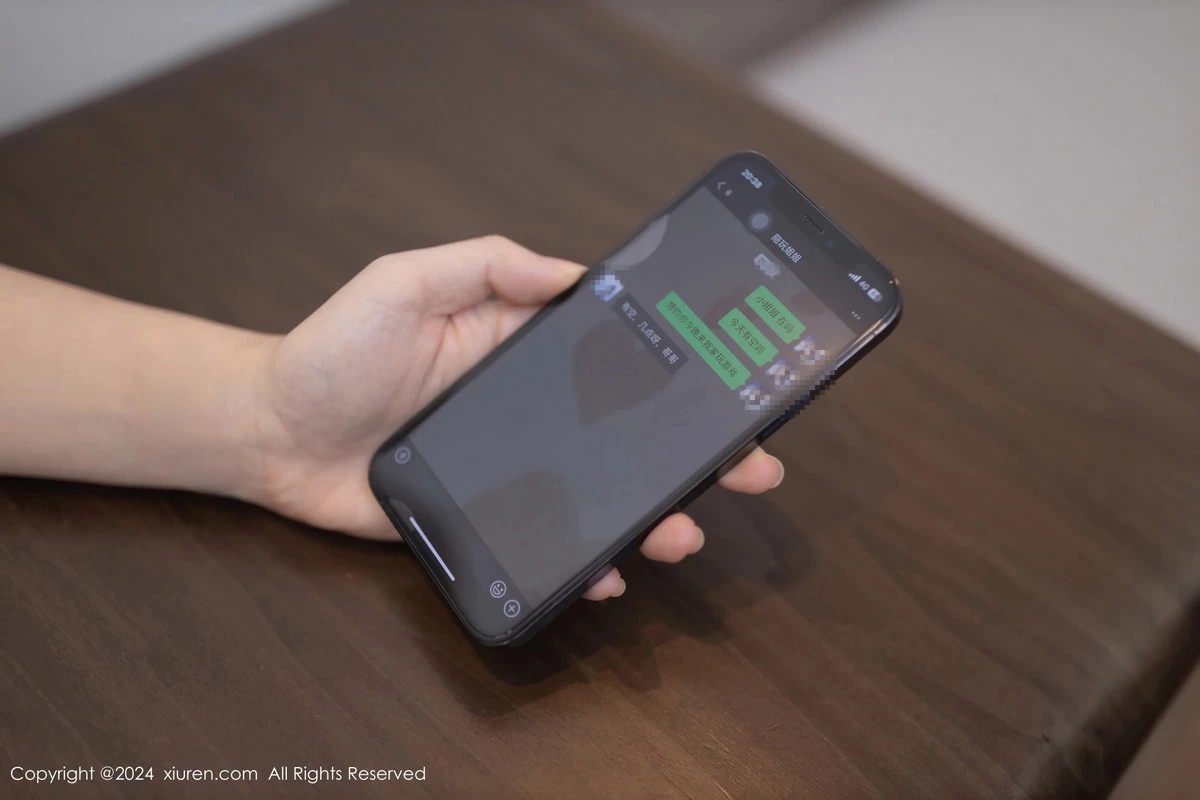 [[XiuRen秀人网]秀人网]No.8264_模特杏子Yada性感紫色服饰露紫灰蕾丝内衣秀曼妙身姿诱惑写真87P