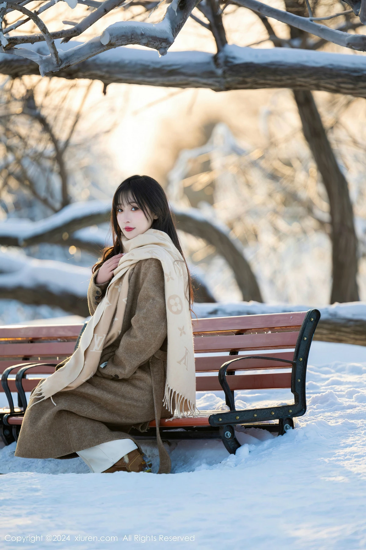 [[XiuRen秀人网]秀人网]No.8409_模特林星阑猫女郎装扮性感银白色连体衣秀曼妙身姿迷人诱惑写真81P