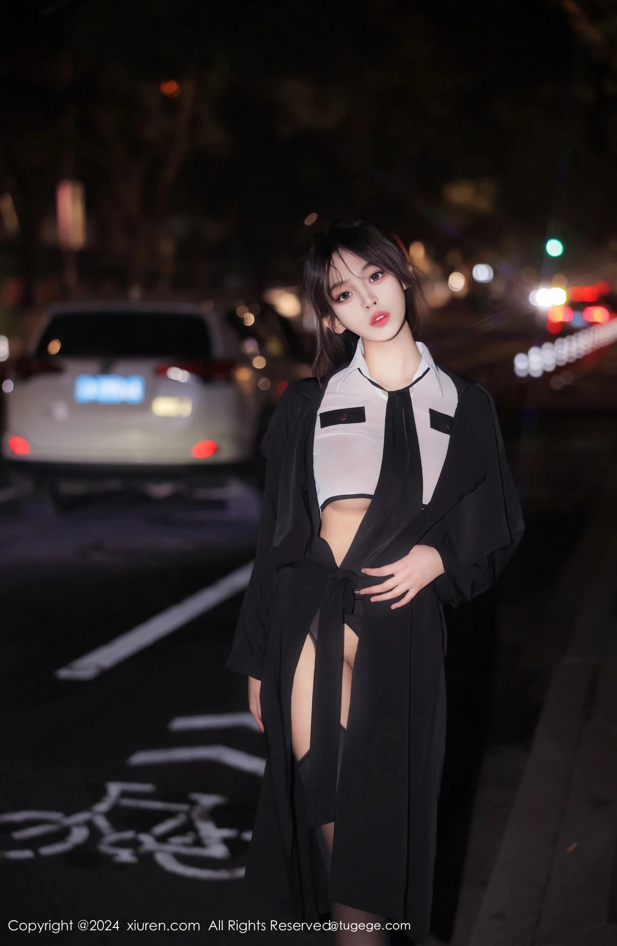 [[XiuRen秀人网]秀人网]No.8265_新人模特王心悦性感白色薄透情趣制服配黑丝吊袜撩人诱惑写真77P