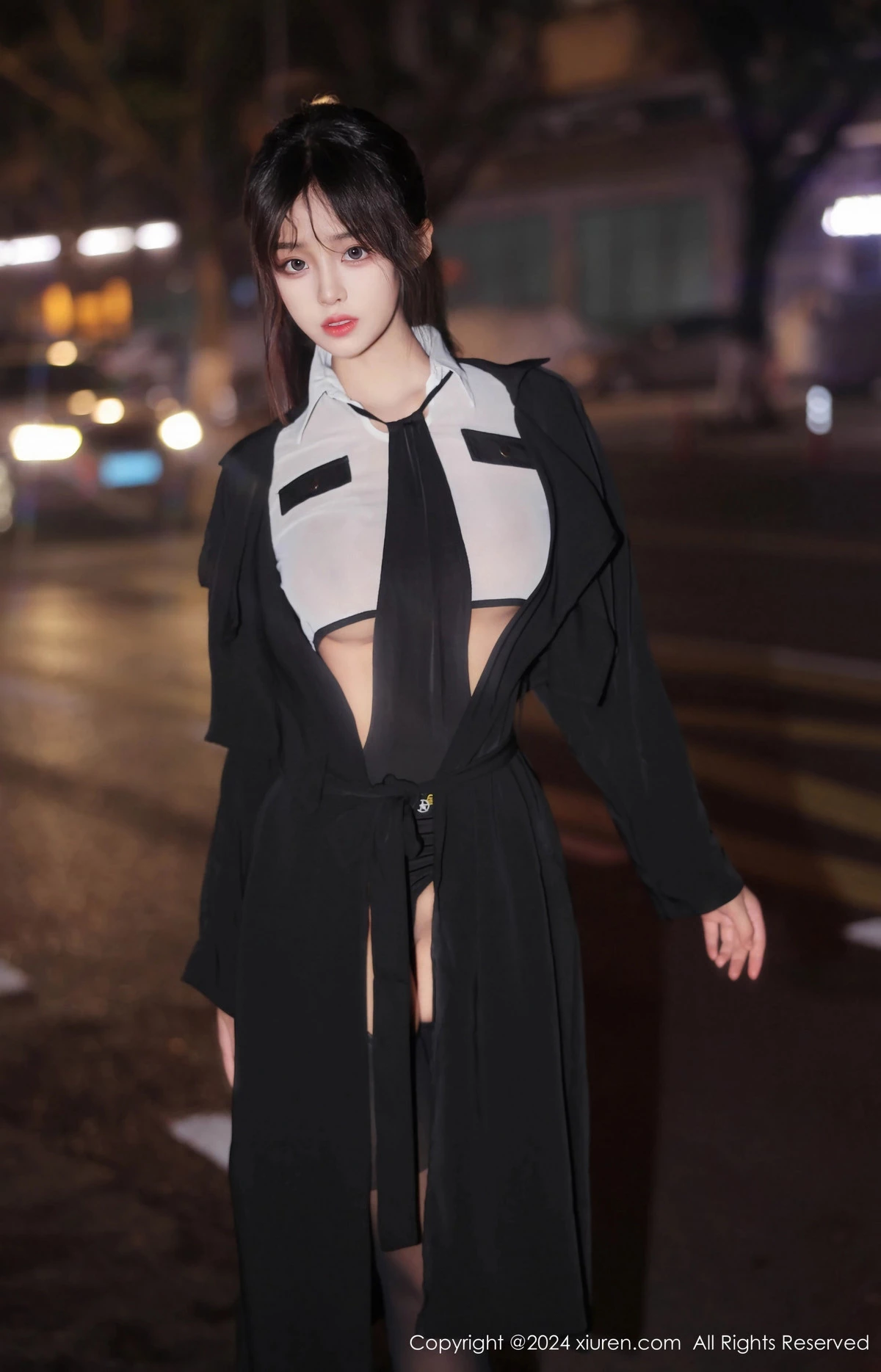 [[XiuRen秀人网]秀人网]No.8265_新人模特王心悦性感白色薄透情趣制服配黑丝吊袜撩人诱惑写真77P