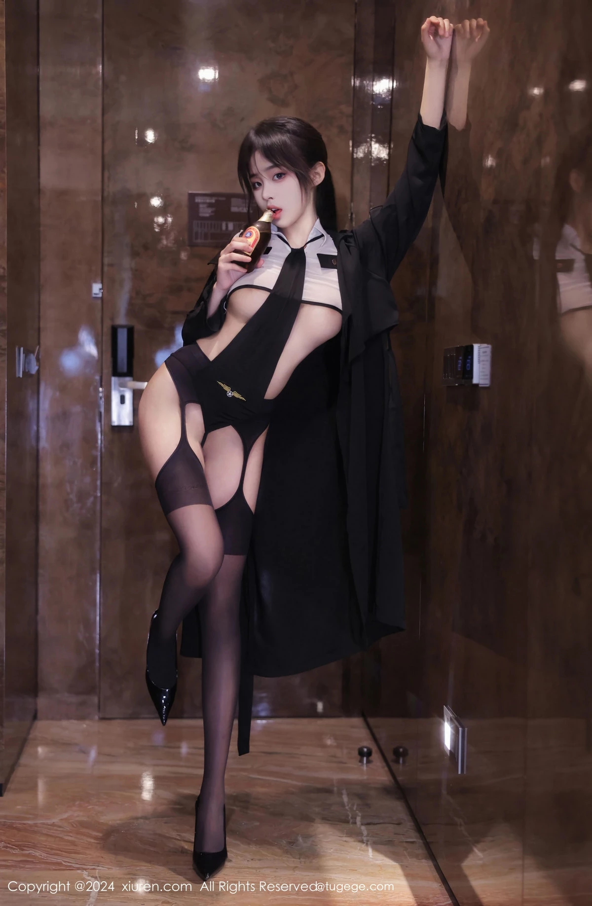 [[XiuRen秀人网]秀人网]No.8265_新人模特王心悦性感白色薄透情趣制服配黑丝吊袜撩人诱惑写真77P