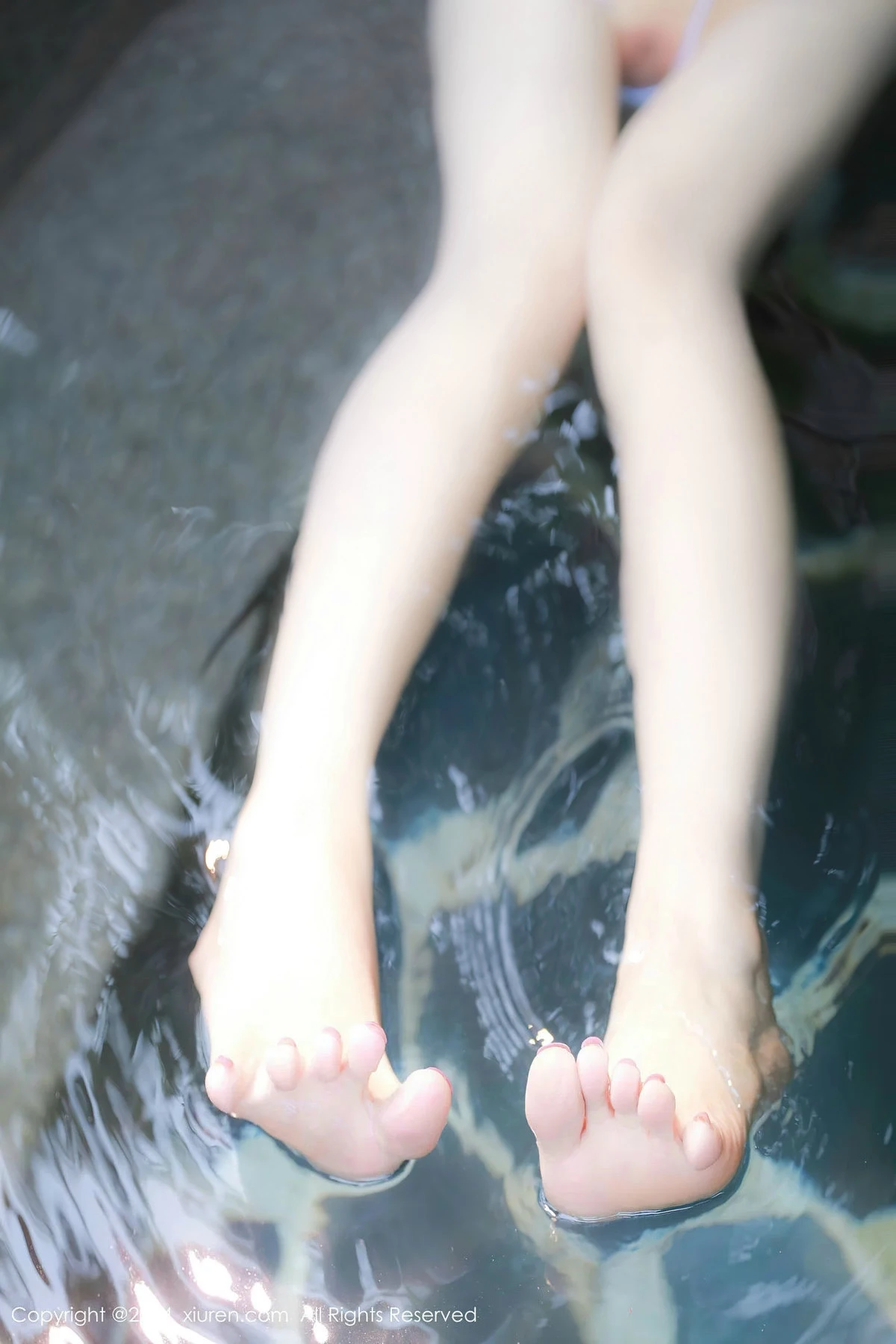 [[XiuRen秀人网]秀人网]No.8277_模特桃妖夭温泉场景性感花色情趣服饰秀惹火身材极致诱惑写真87P