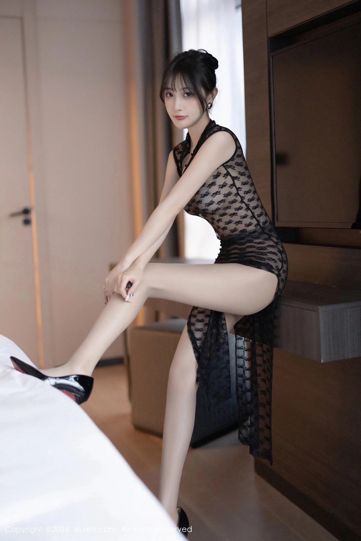 [[XiuRen秀人网]秀人网]No.8445_模特林星阑性感蓝色连衣短裙+黑色轻透连衣短裙配丝袜诱惑写真88P