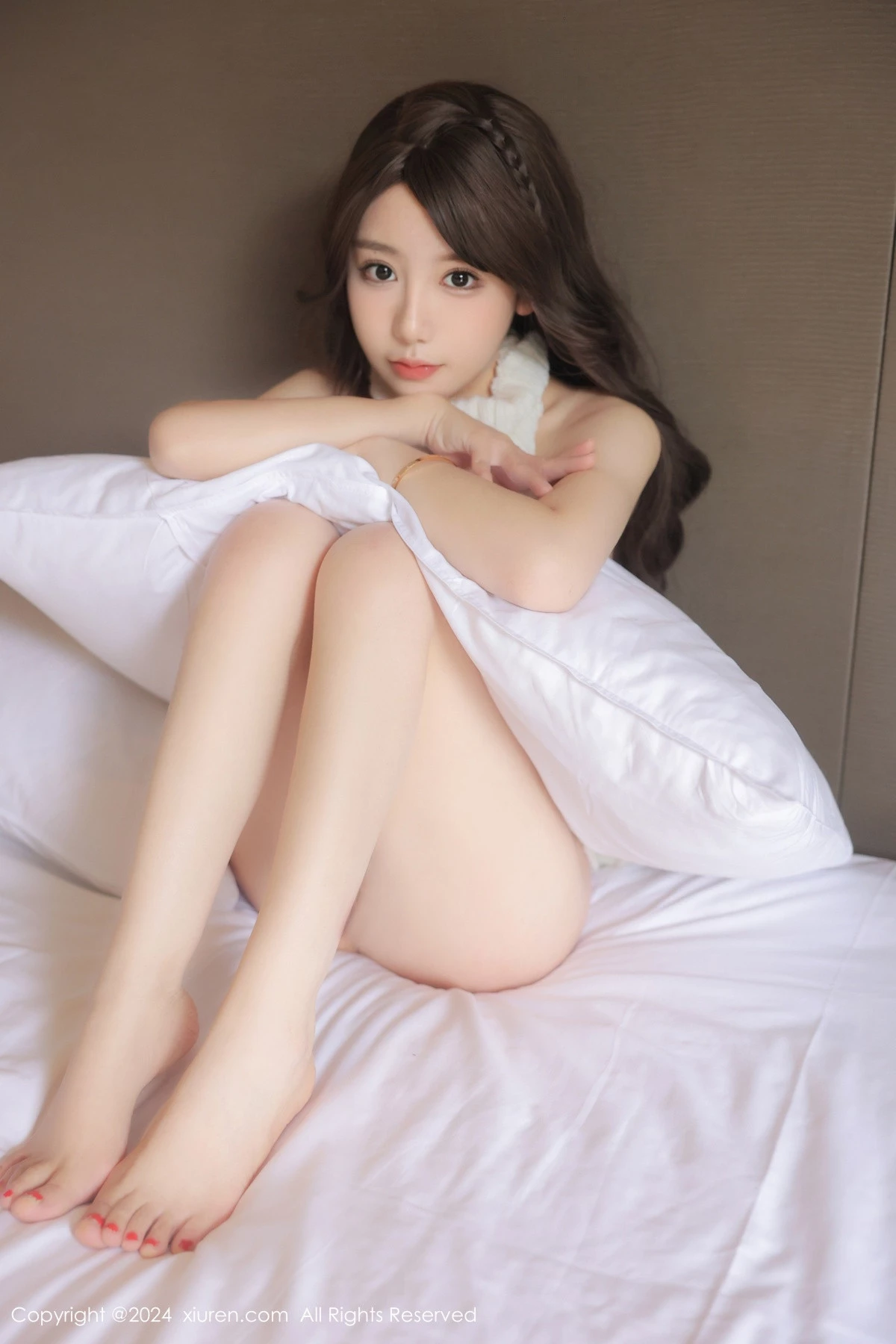 [[XiuRen秀人网]秀人网]No.8459_模特桃妖夭私房性感白色针织毛衣半脱秀曼妙身姿惹火诱惑写真87P