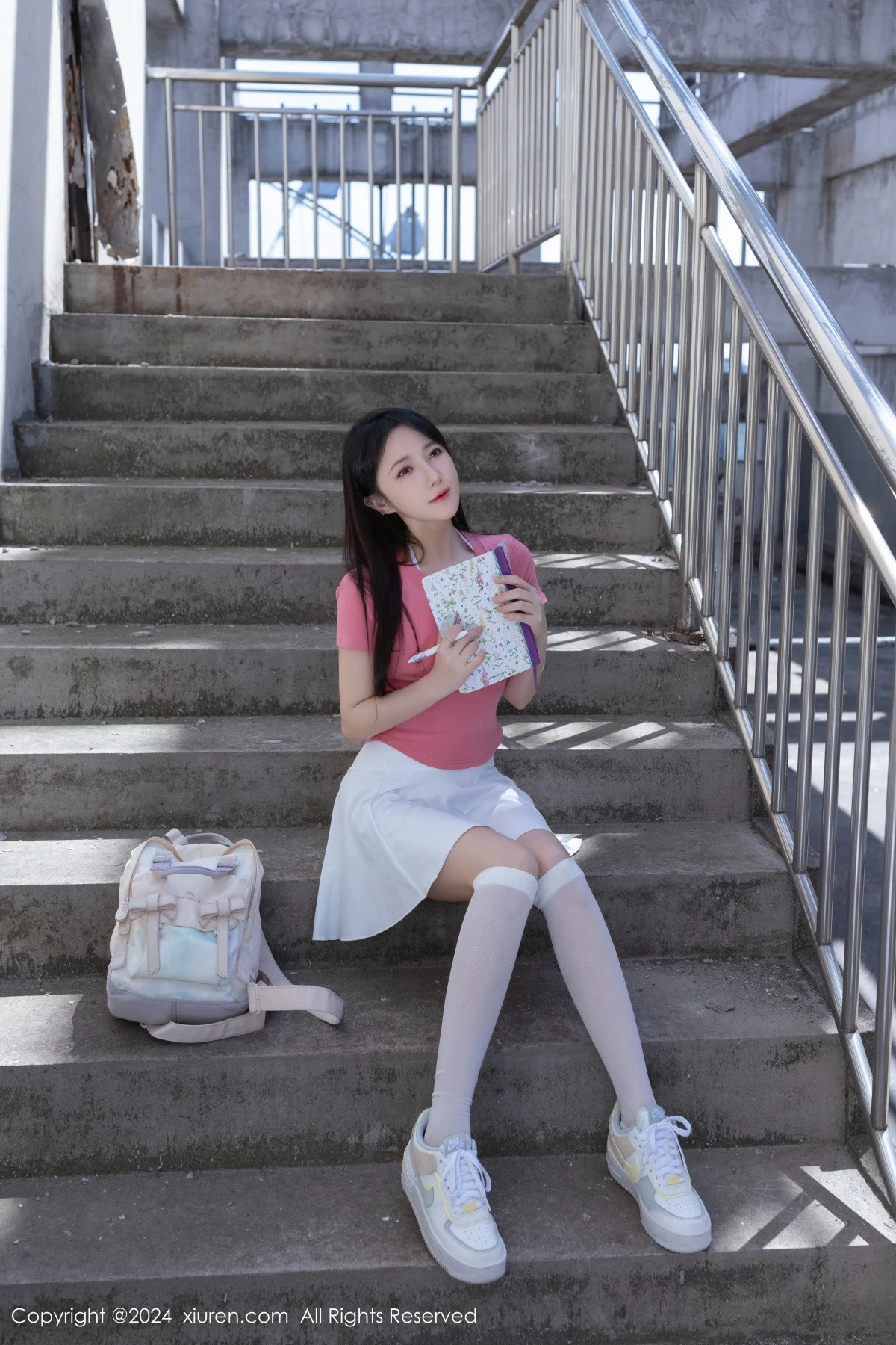 [[XiuRen秀人网]秀人网]No.8457_模特鱼子酱Fish粉色上衣配白色短裙露性感白色内衣完美诱惑写真80P