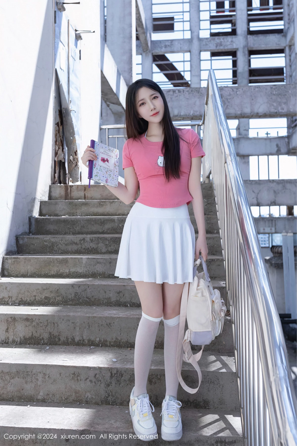 [[XiuRen秀人网]秀人网]No.8457_模特鱼子酱Fish粉色上衣配白色短裙露性感白色内衣完美诱惑写真80P