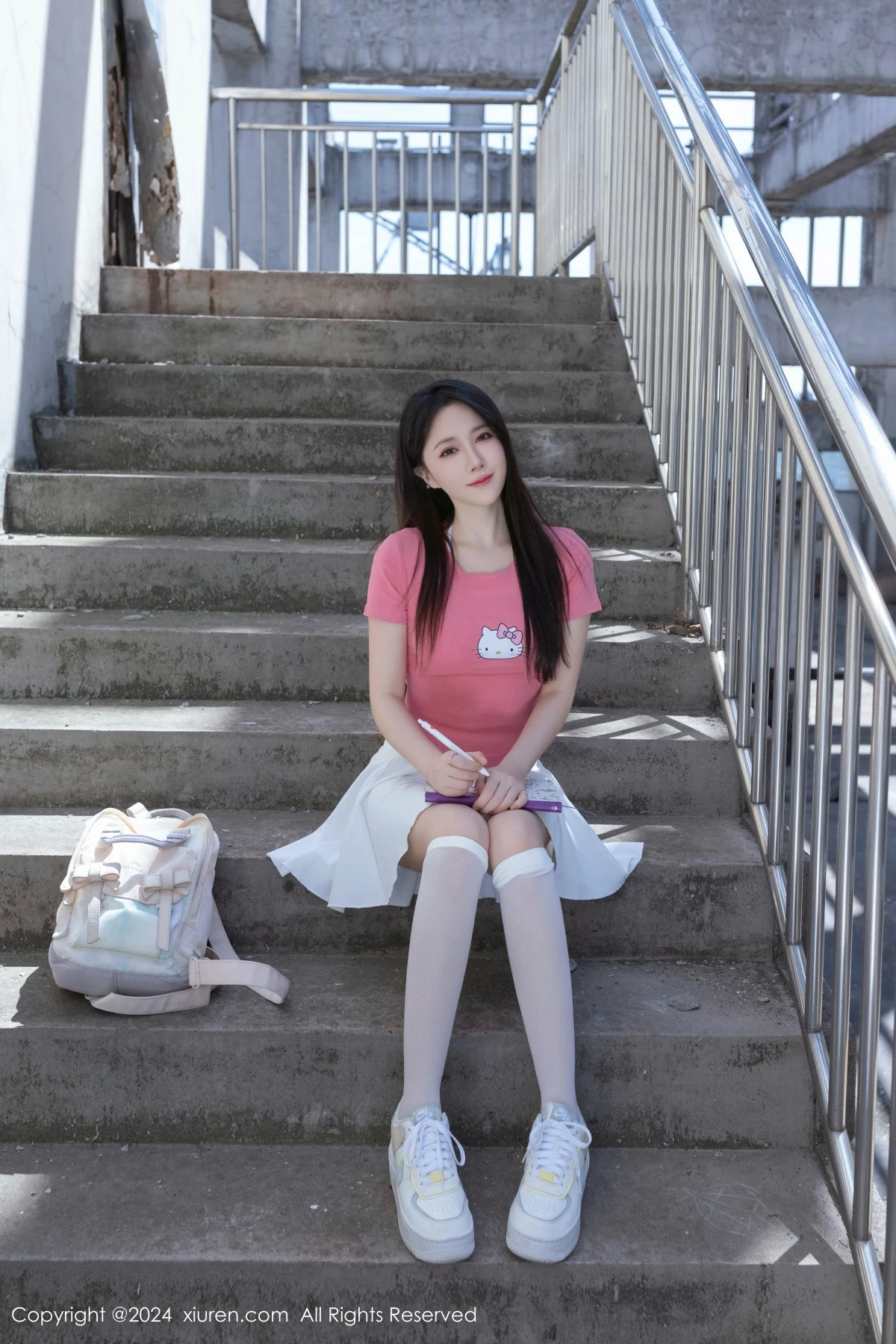 [[XiuRen秀人网]秀人网]No.8457_模特鱼子酱Fish粉色上衣配白色短裙露性感白色内衣完美诱惑写真80P