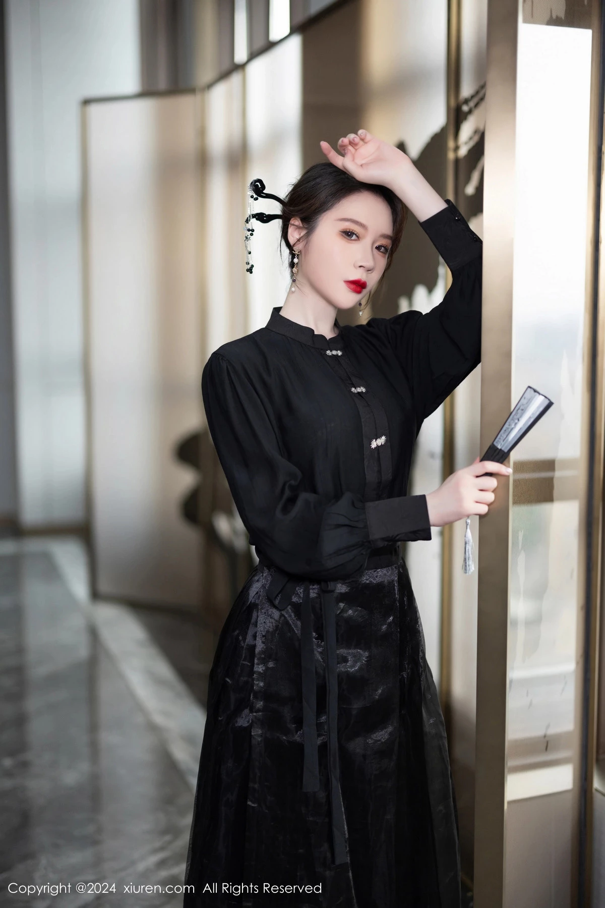 [[XiuRen秀人网]秀人网]No.8465_模特梦心玥性感黑色长裙露浅黄色内衣秀高挑曼妙身姿诱惑写真82P