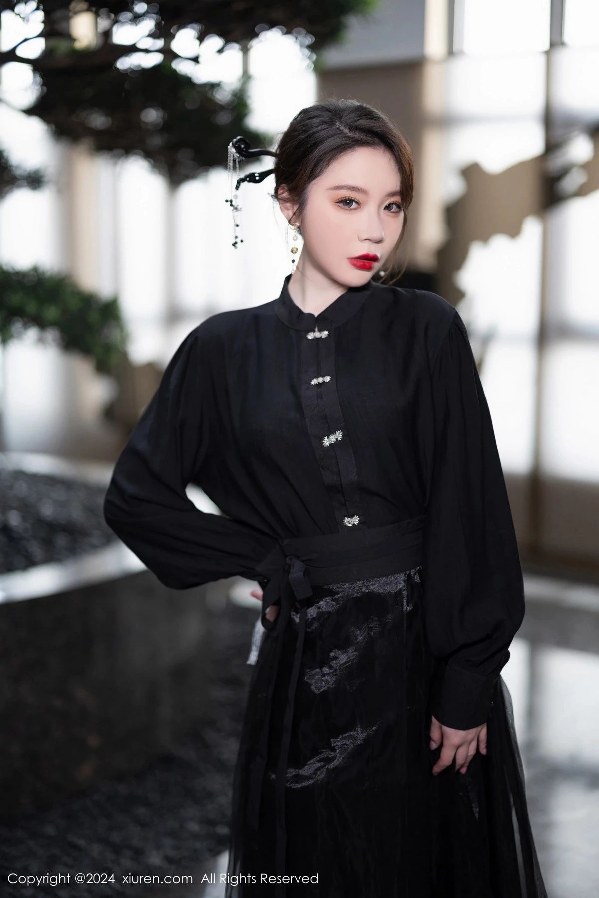 [[XiuRen秀人网]秀人网]No.8465_模特梦心玥性感黑色长裙露浅黄色内衣秀高挑曼妙身姿诱惑写真82P