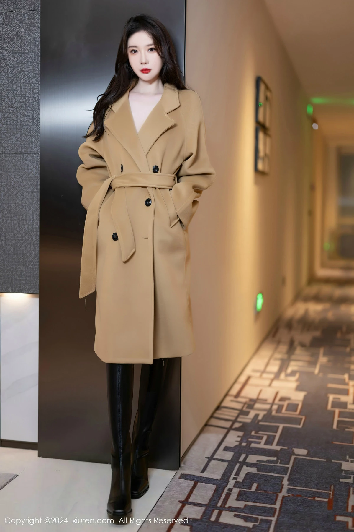 [[XiuRen秀人网]秀人网]No.8414_模特梦心玥私房性感黑色内衣配黑丝吊袜秀高挑曼妙身姿诱惑写真80P