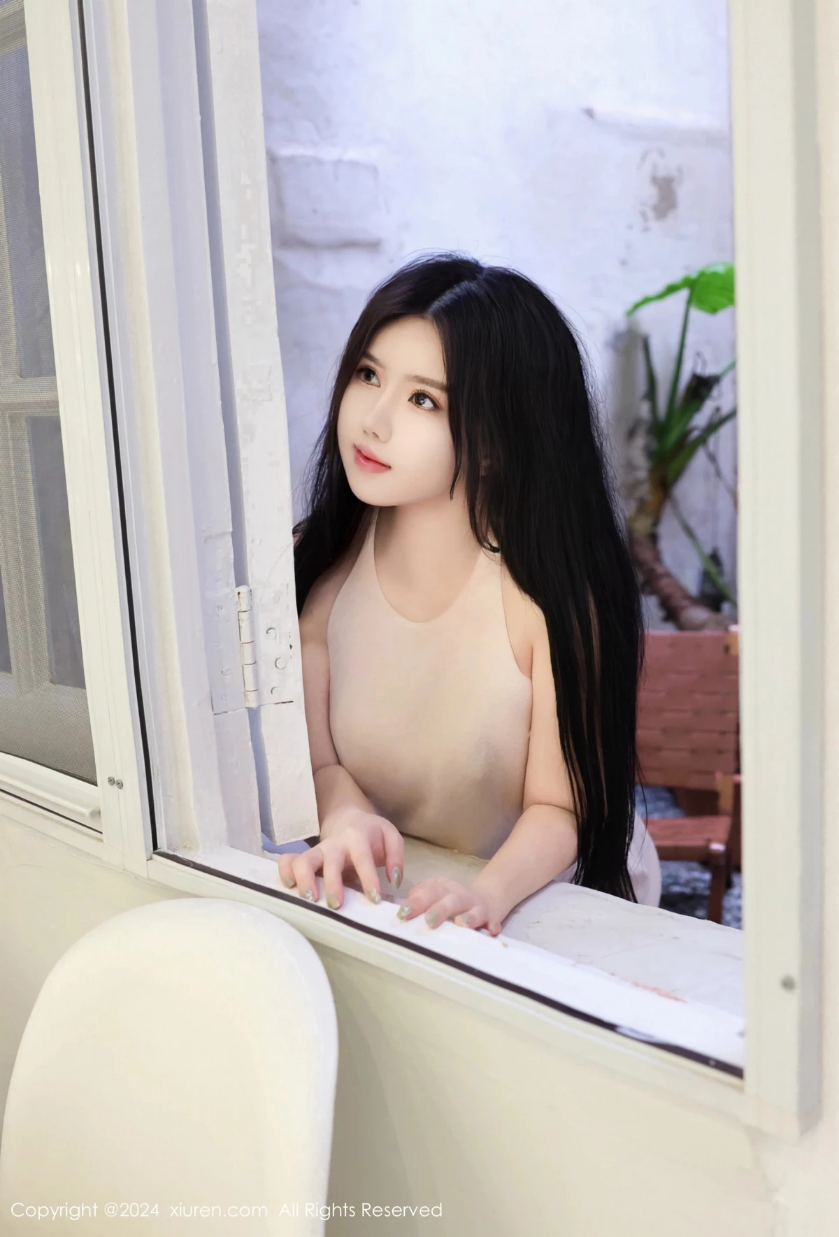 [[XiuRen秀人网]秀人网]No.8483_模特小薯条nienie性感白色连衣短裙配超薄肉丝秀完美身材诱惑写真78P