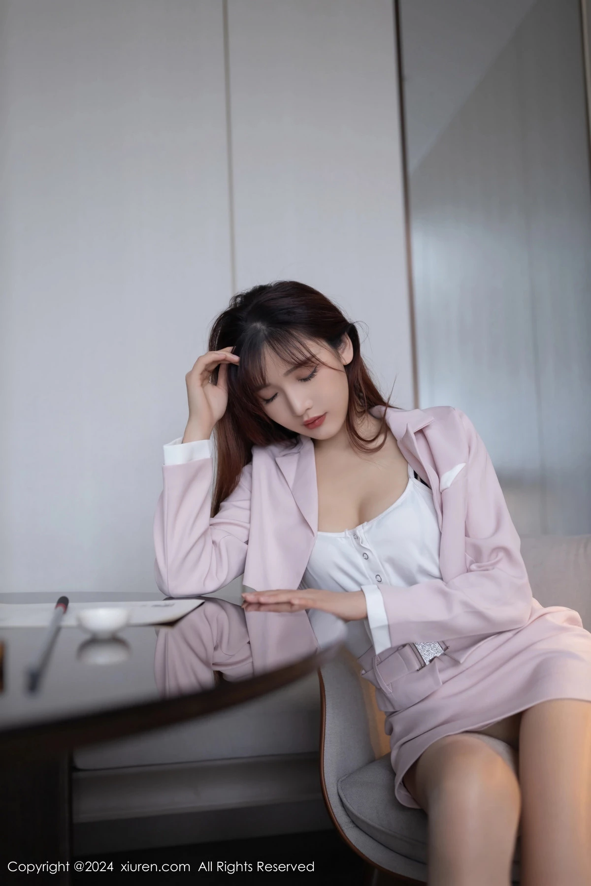 [[XiuRen秀人网]秀人网]No.8485_模特合集女神唐安琪＆陆萱萱性感学妹制服秀曼妙身姿诱惑写真80P