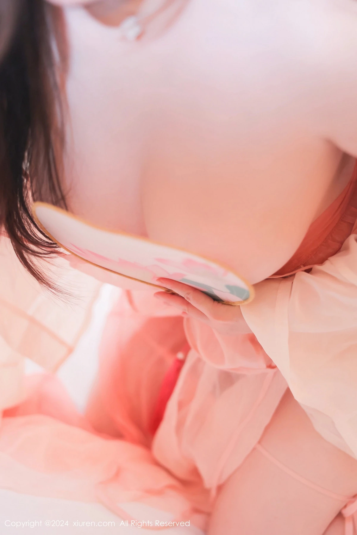 [[XiuRen秀人网]秀人网]No.8503_模特白茹雪私房性感粉色薄纱古装服饰秀丰腴身材撩人诱惑写真73P