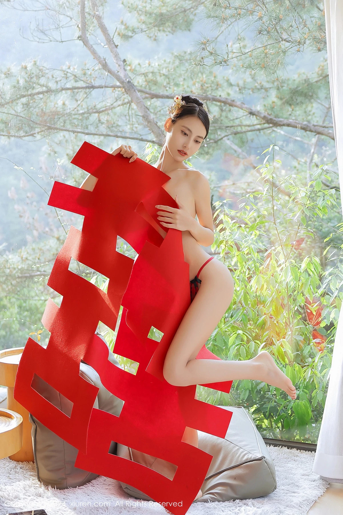 [[XiuRen秀人网]秀人网]No.8534_模特Lingyu69新娘主题性感红色中式新娘服饰秀惹火身段诱惑写真77P