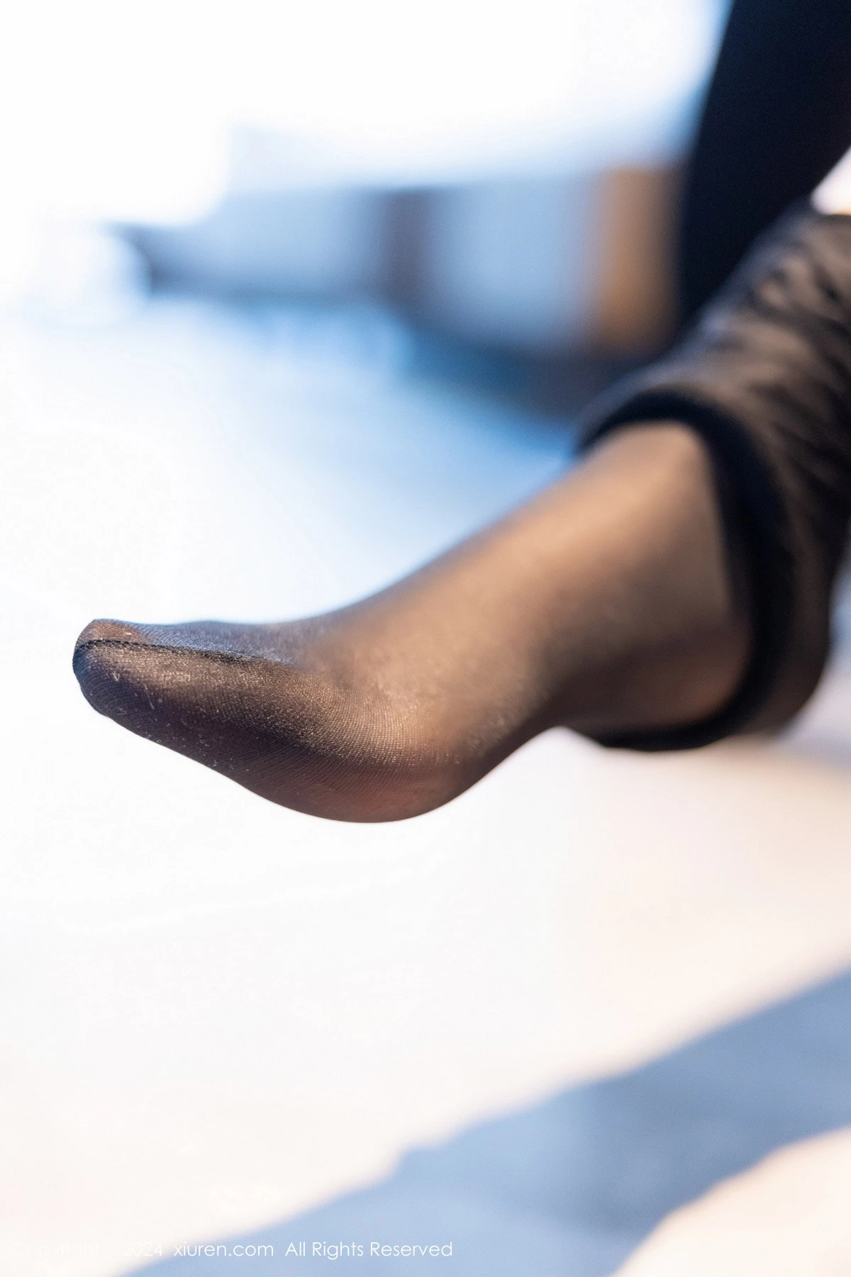 [[XiuRen秀人网]秀人网]No.8520_模特玥儿玥性感蓝色蕾丝长裙+黑色情趣旗袍秀曼妙身姿迷人写真81P