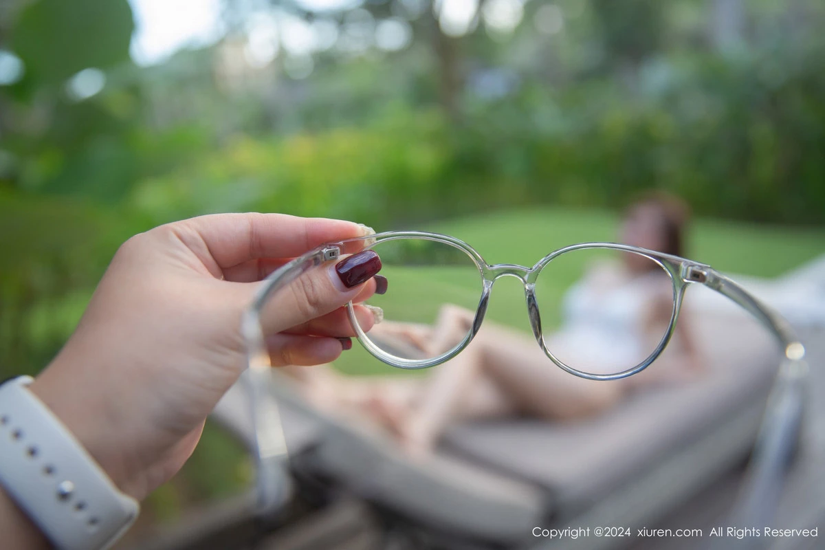 [[XiuRen秀人网]秀人网]No.8522_女神绮里嘉ula性感白色蕾丝内衣配白丝吊袜秀完美身材诱惑写真79P