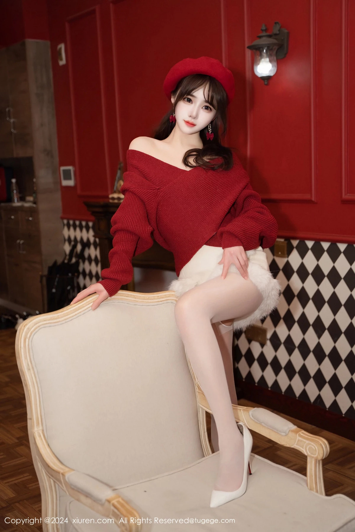 [[XiuRen秀人网]秀人网]No.8551_模特林月月私房性感红色毛衣配开档肉丝秀柔美身姿完美诱惑写真81P