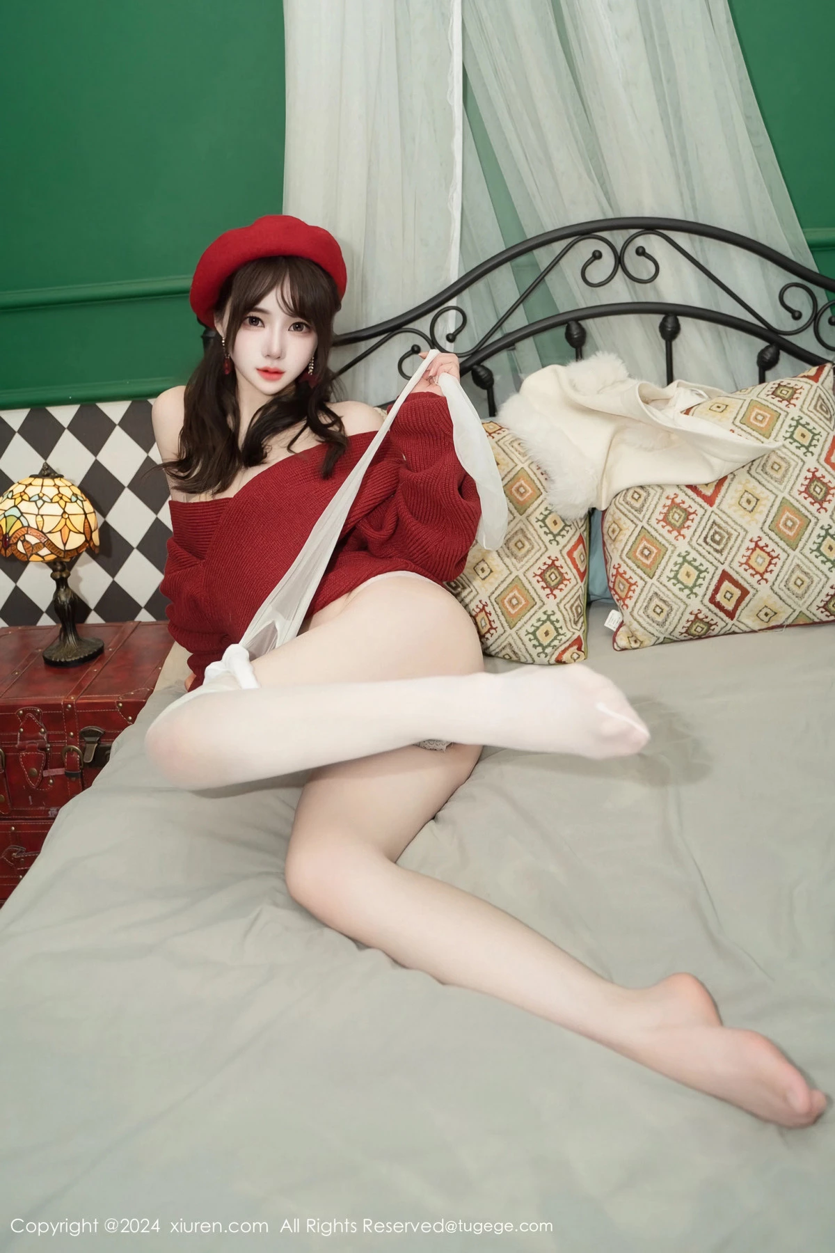 [[XiuRen秀人网]秀人网]No.8551_模特林月月私房性感红色毛衣配开档肉丝秀柔美身姿完美诱惑写真81P