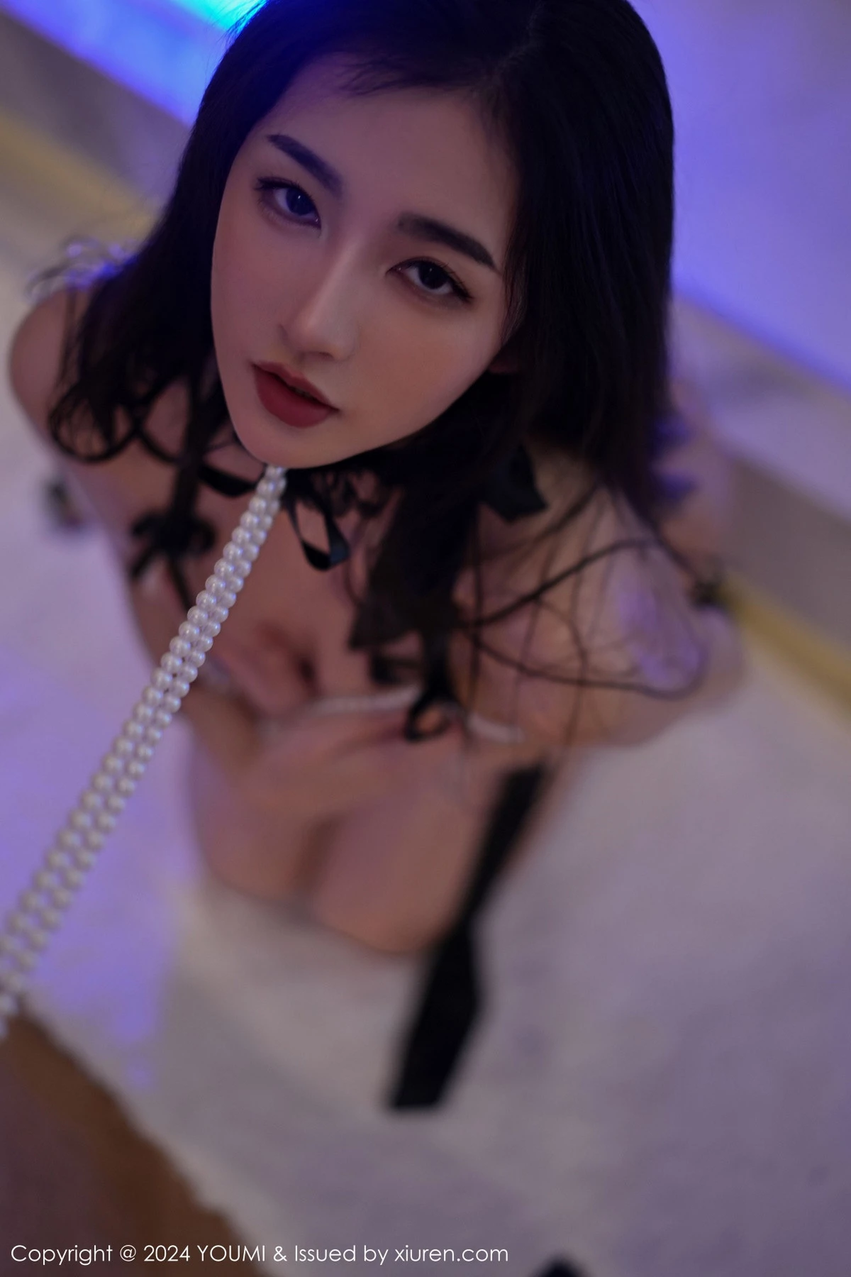 [YouMi尤蜜荟]Vol.1064_模特鱼尾fish性感黑色风衣露黑色情趣服配超薄黑丝极致魅惑写真95P