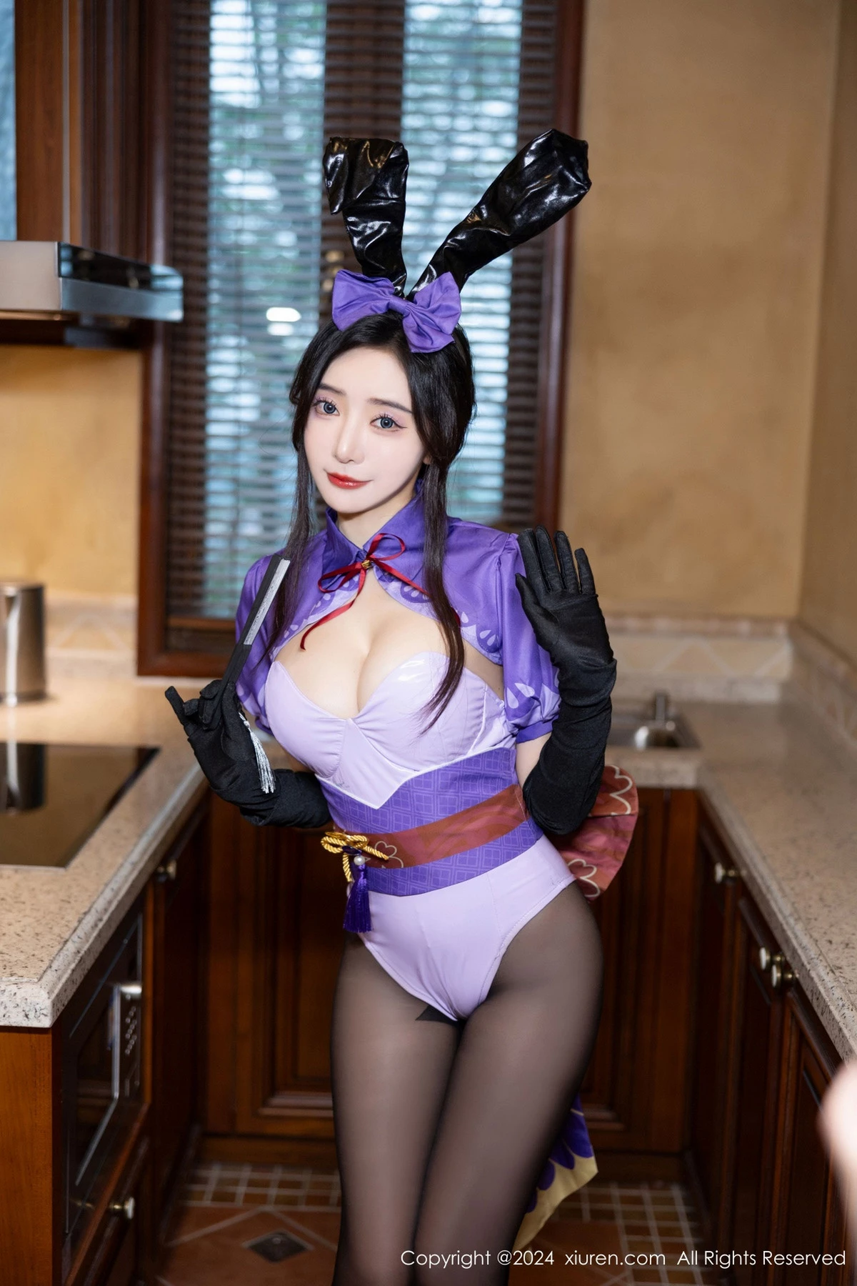 [[XiuRen秀人网]秀人网]No.8562_女神王馨瑶yanni性感紫色内衣配超薄黑丝秀完美身材迷人诱惑写真81P