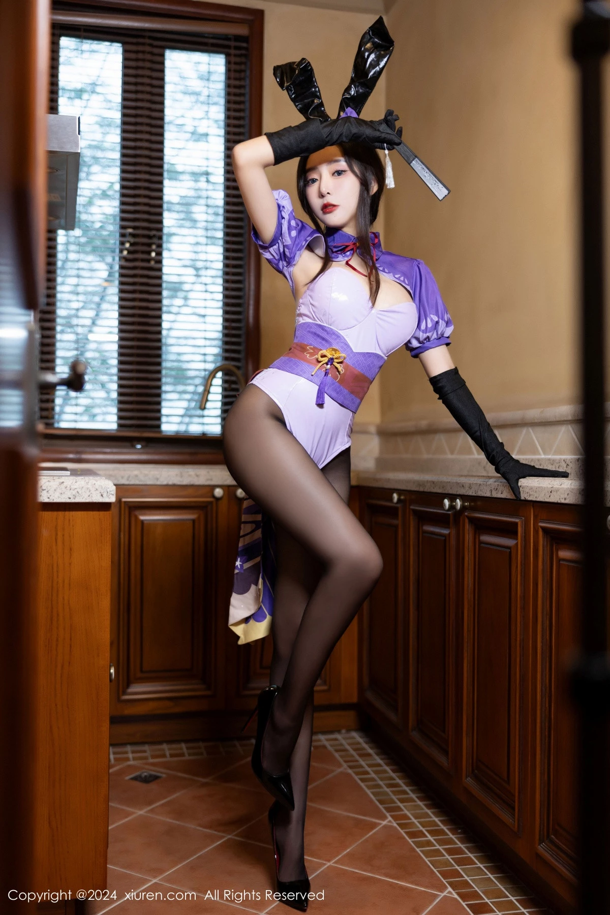 [[XiuRen秀人网]秀人网]No.8562_女神王馨瑶yanni性感紫色内衣配超薄黑丝秀完美身材迷人诱惑写真81P