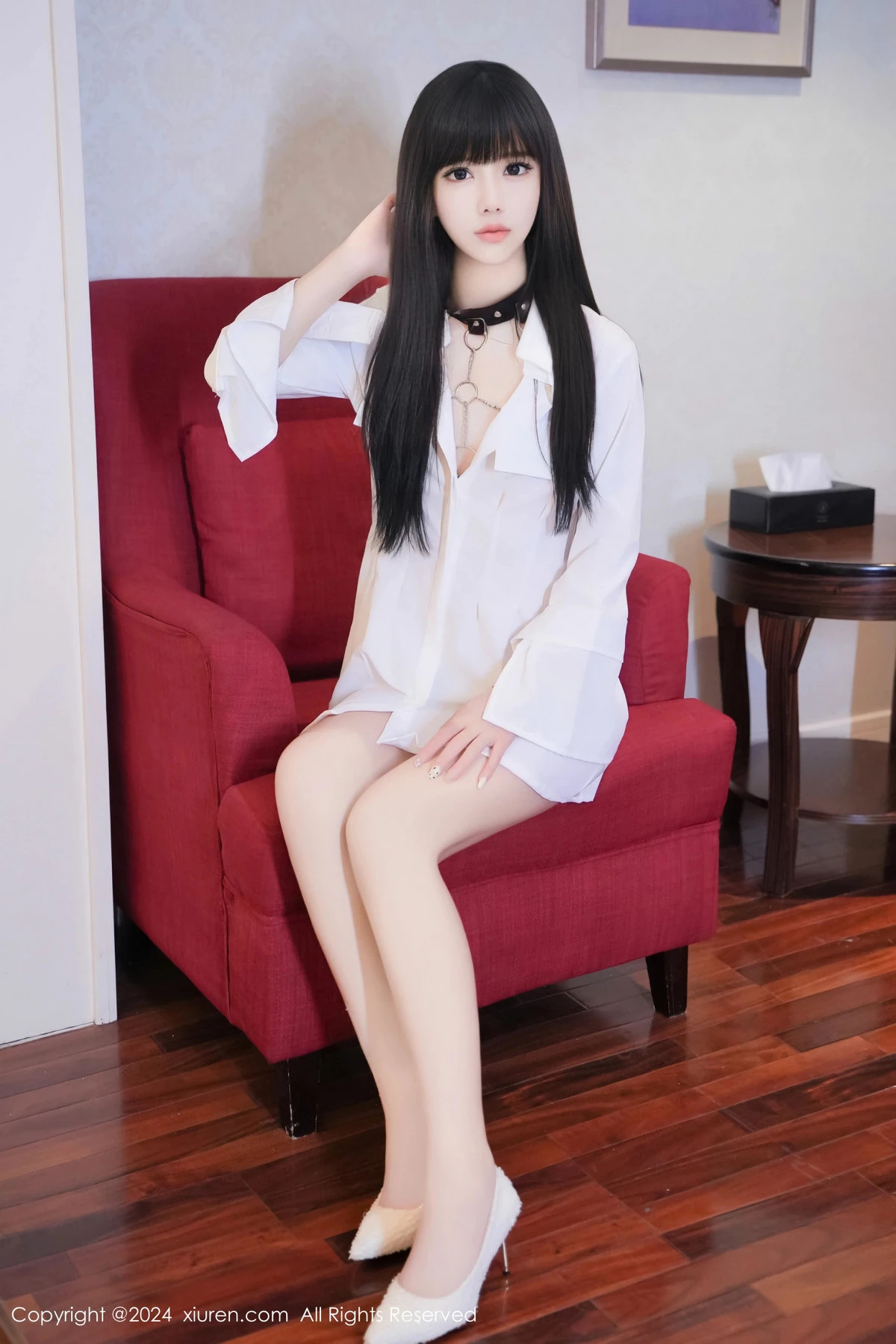 [[XiuRen秀人网]秀人网]No.8573_模特沐言yanyan性感白色T恤露黑色情趣服饰秀柔美身姿诱惑写真78P