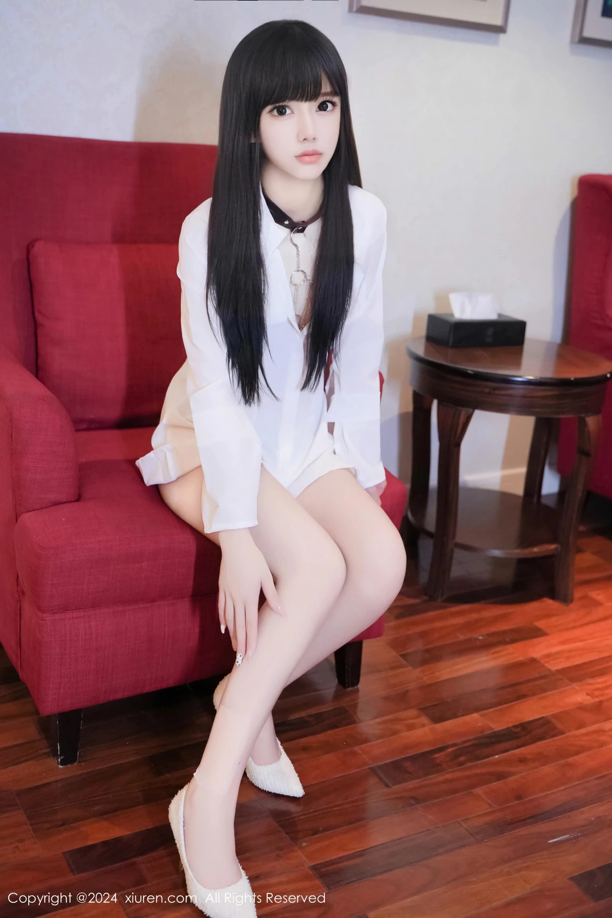 [[XiuRen秀人网]秀人网]No.8573_模特沐言yanyan性感白色T恤露黑色情趣服饰秀柔美身姿诱惑写真78P