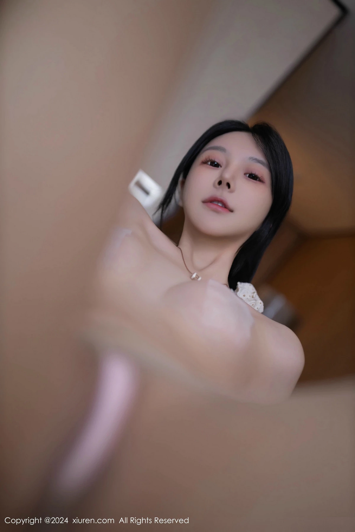 [[XiuRen秀人网]秀人网]No.8597_模特幼幼性感浅蓝色连衣短裙配超薄肉丝秀完美身材迷人诱惑写真80P