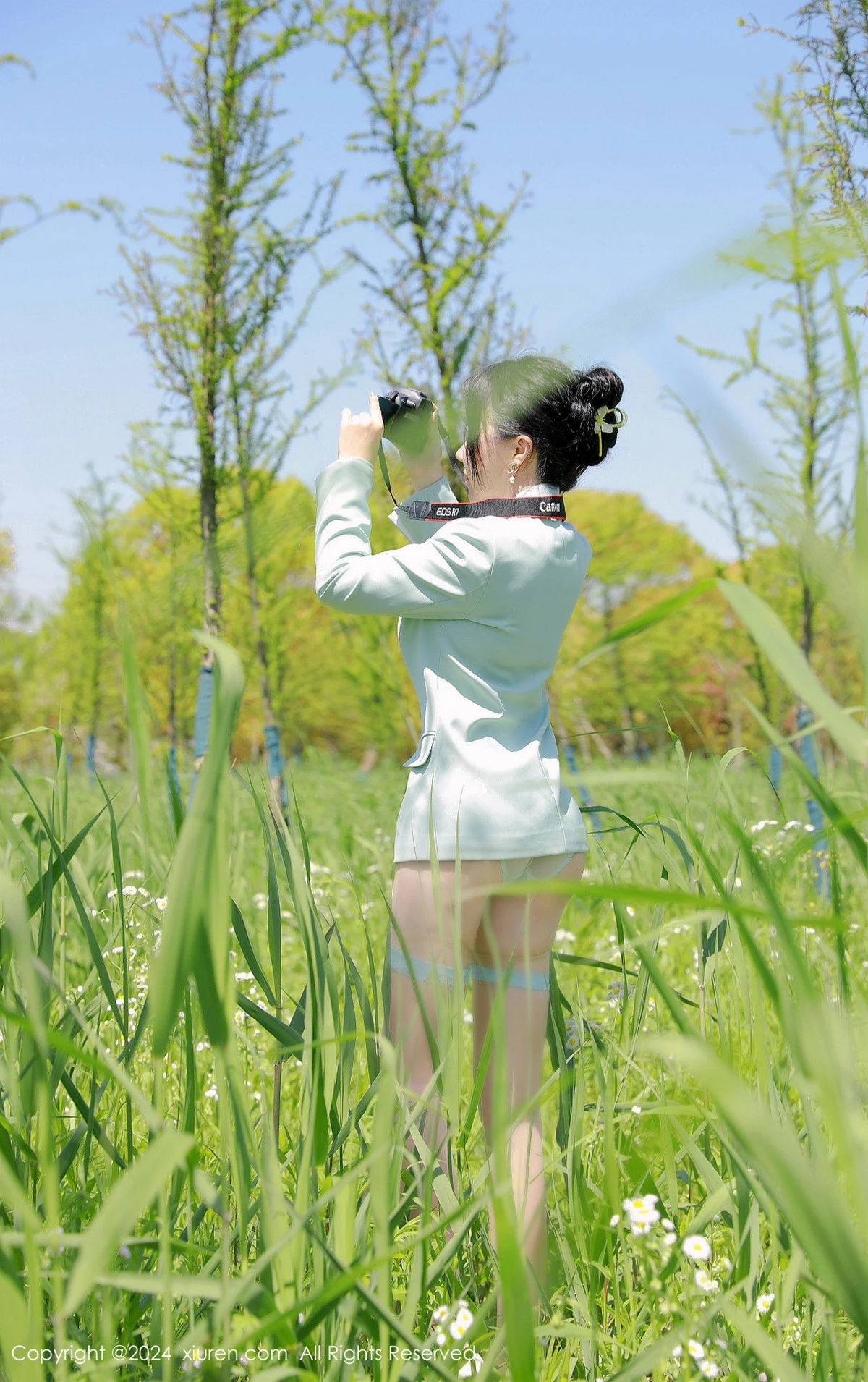 [[XiuRen秀人网]秀人网]No.8601_模特小薯条nienie户外浅绿色内衣配超薄肉丝秀曼妙身姿诱惑写真59P