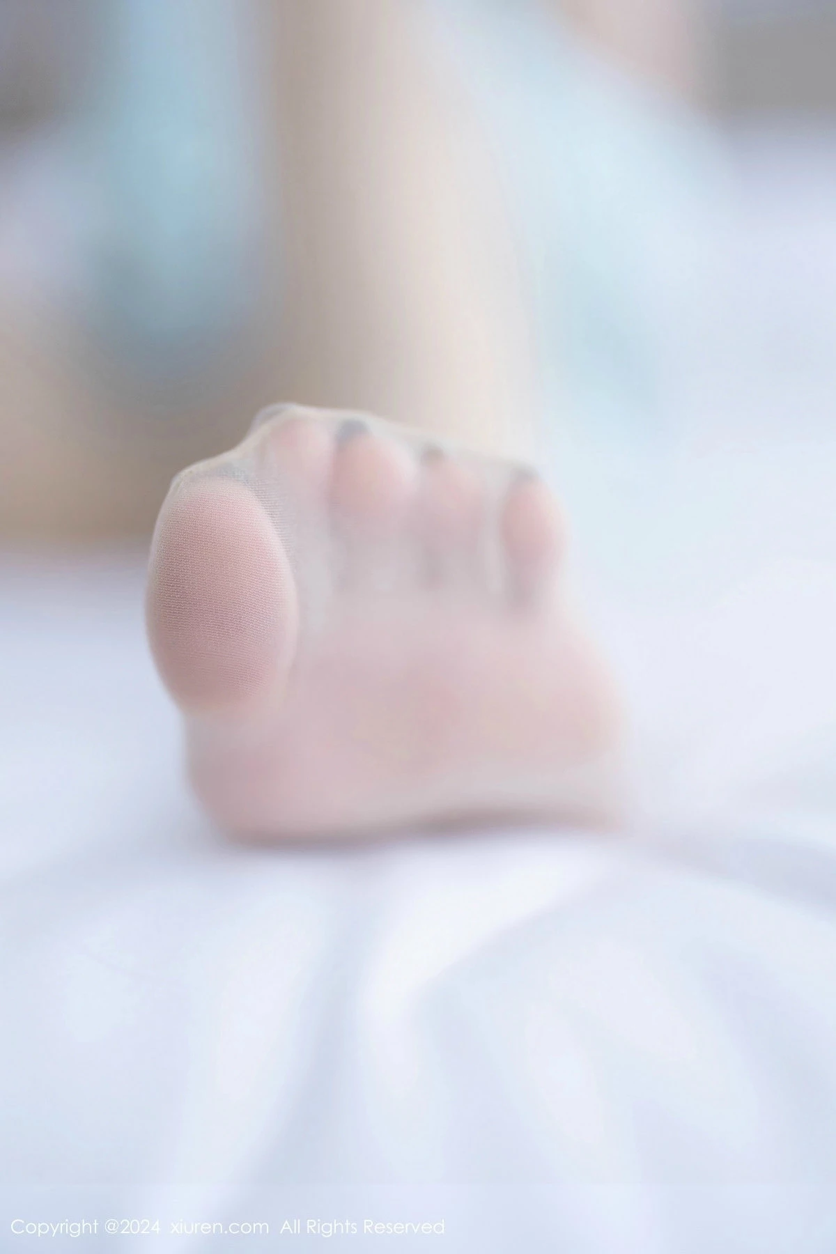 [[XiuRen秀人网]秀人网]No.8589_模特林星阑性感浅绿衬衫配白短裙露超薄肉丝秀曼妙身姿诱惑写真86P