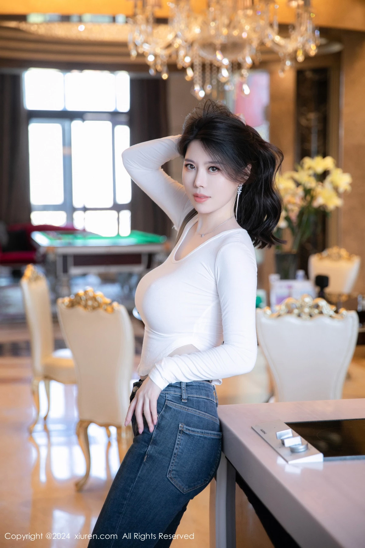 [[XiuRen秀人网]秀人网]No.8618_模特白茹雪性感白T恤配牛仔长裤露超薄黑丝秀丰腴身材诱惑写真82P