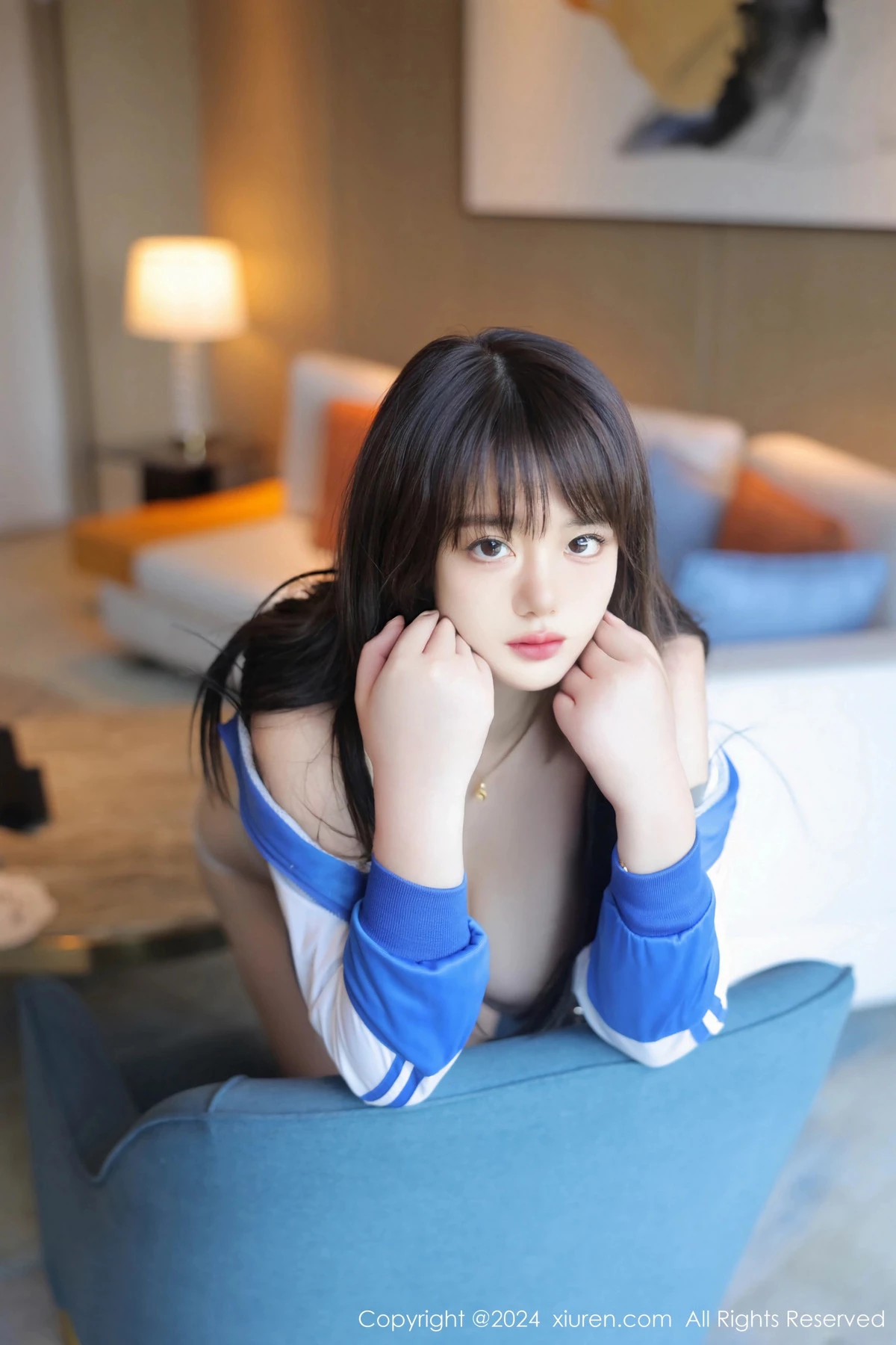 [[XiuRen秀人网]秀人网]No.8631_模特陈柒柒性感蓝色学妹服饰露白色内衣秀丰腴惹火身材诱惑写真87P